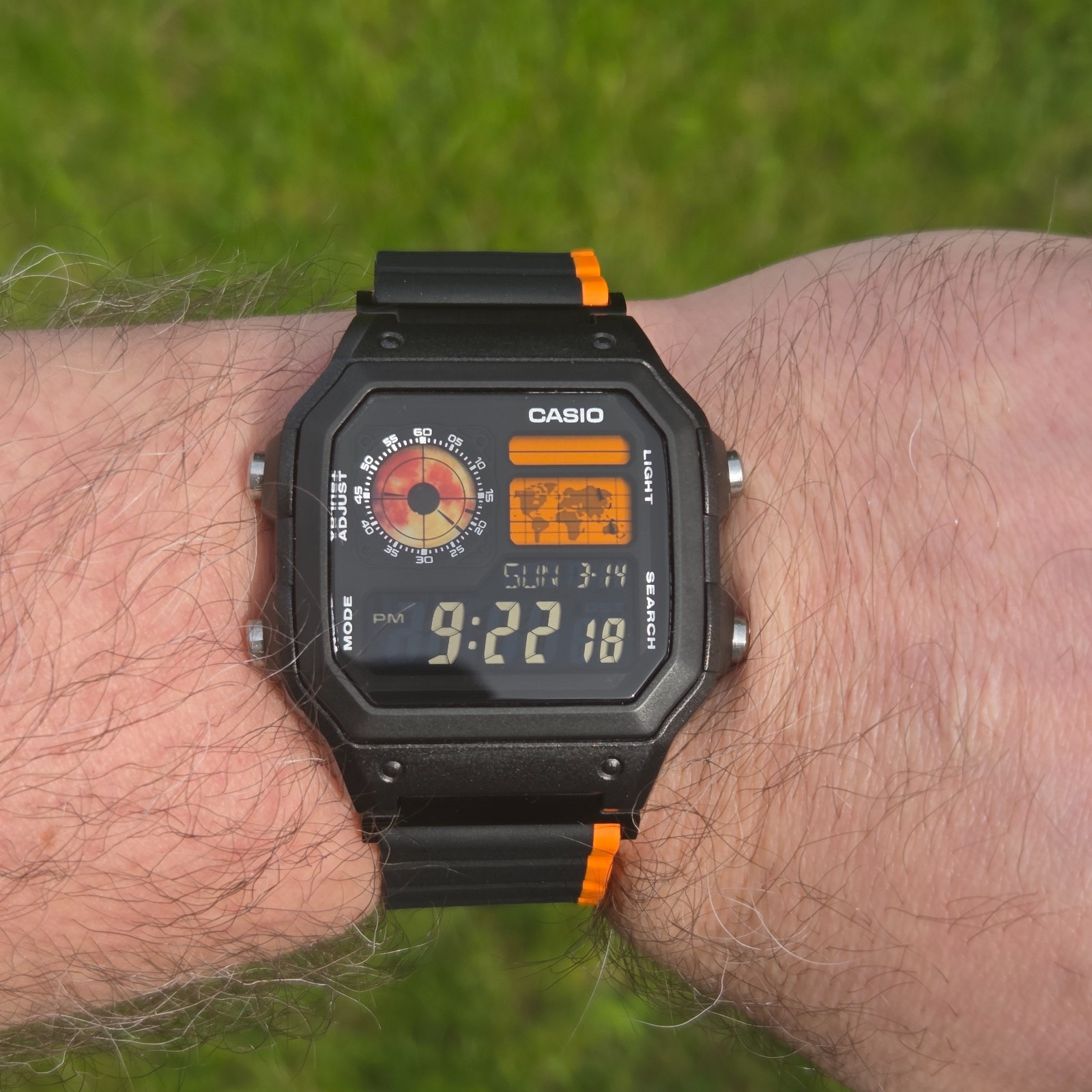 CASIO AE-1200WHD. Royale World Time Mod. Blood Moon (Dark Edition), Hydromod.