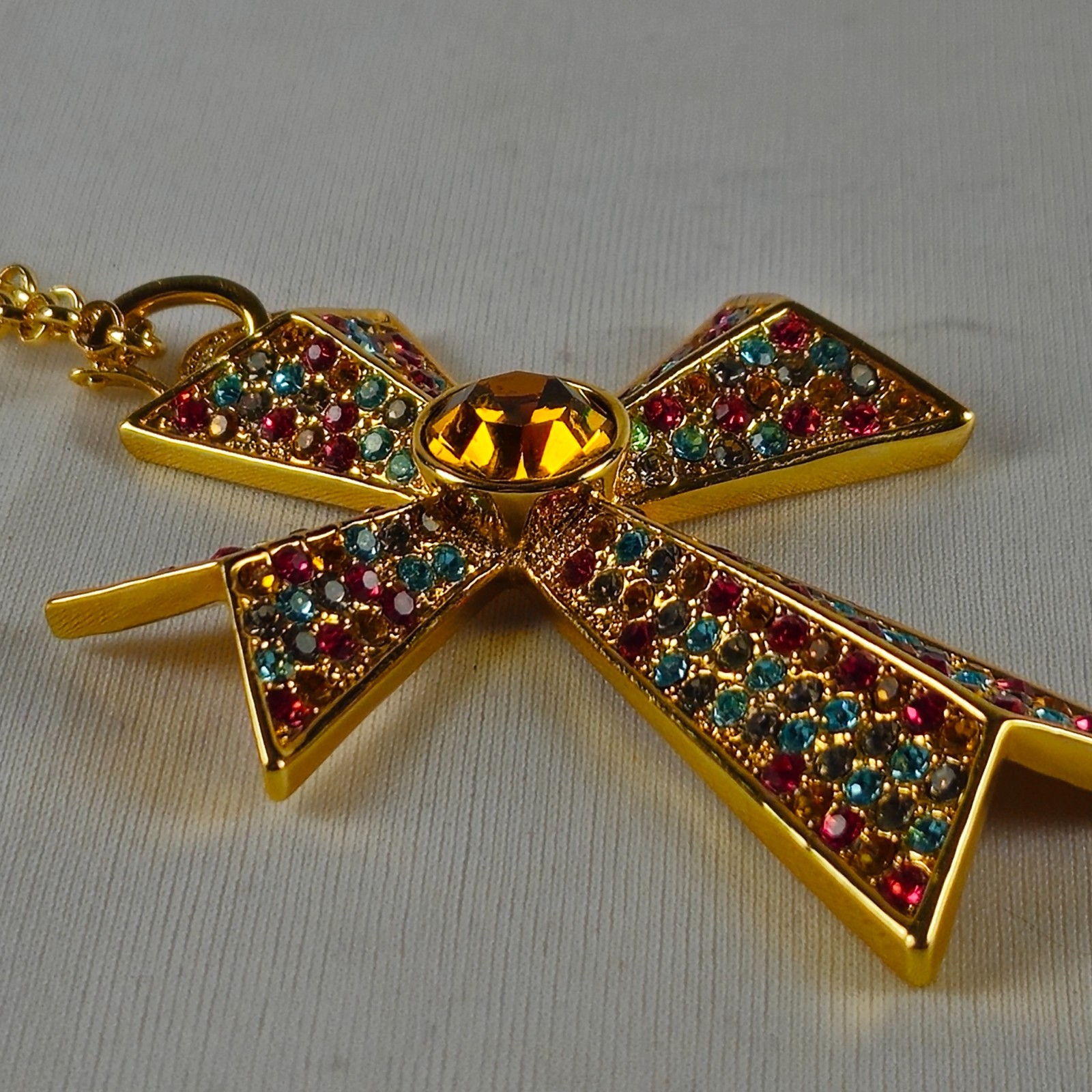 Gold Tone Cross Pendant Necklace Amber Gemstone Religious Christian 50g 18″ Vtg