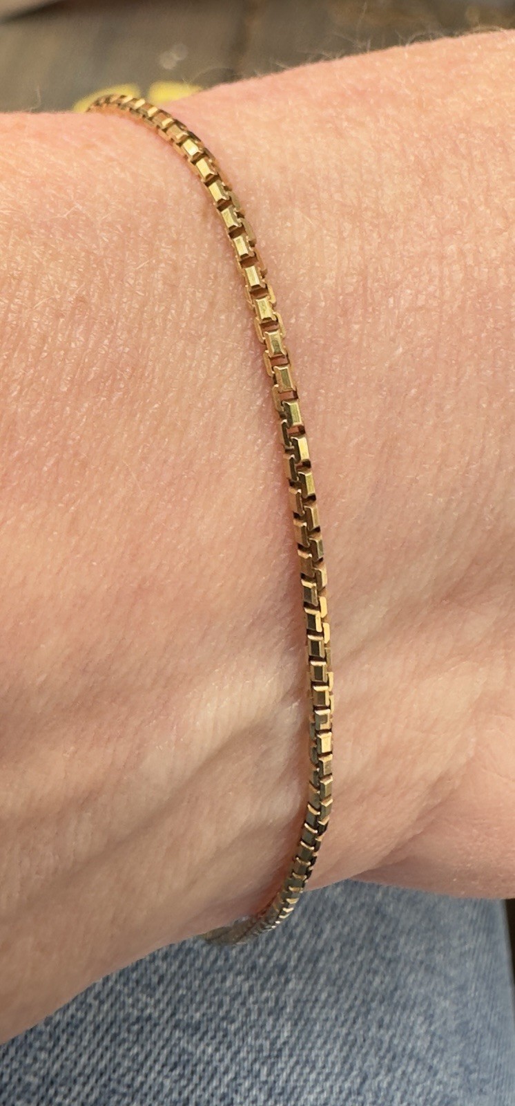 VtgUnisex 14K gold Box Chain bracelet Italy UnoArre just over 9” L, 3.4g tested