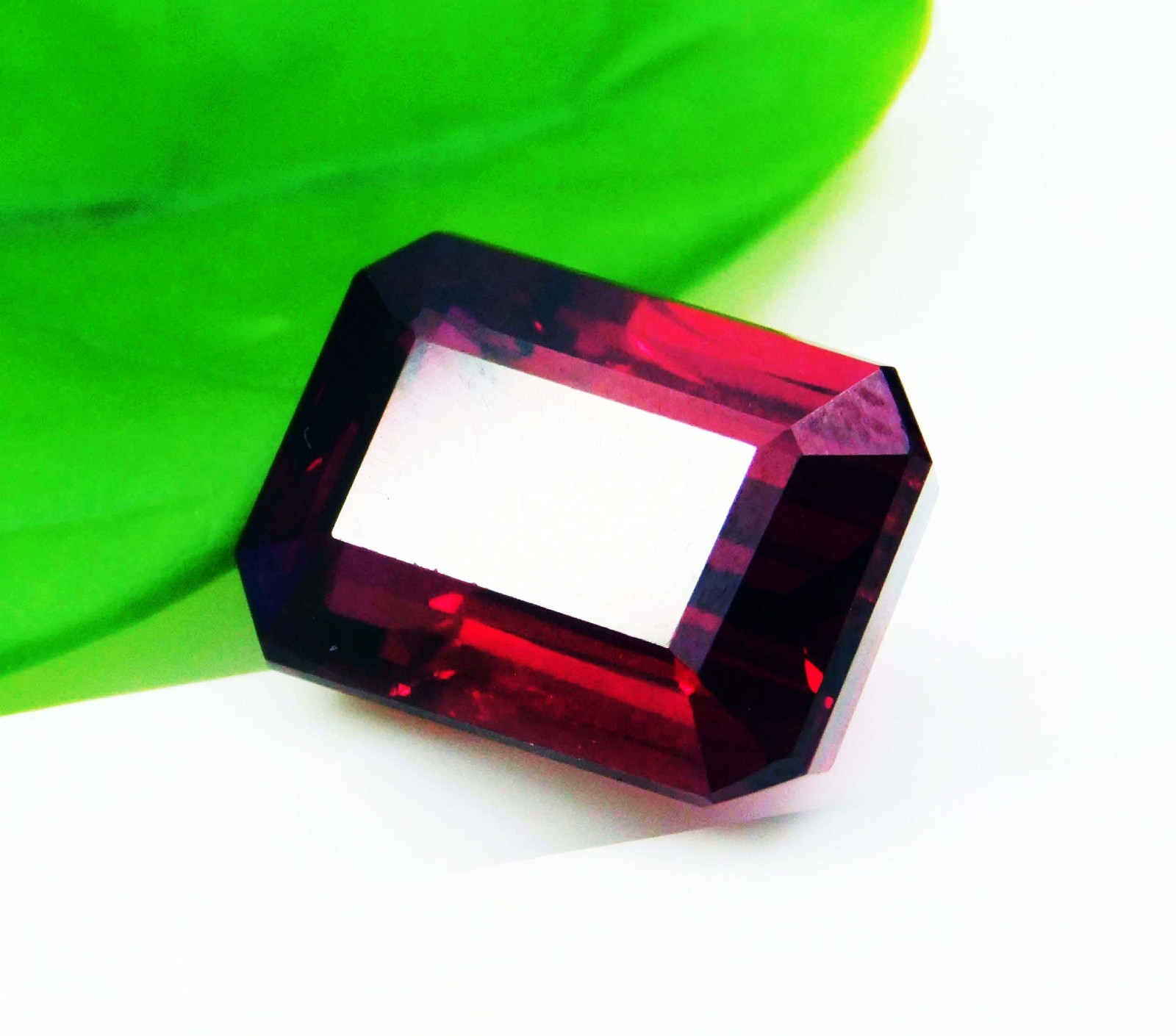 20.00Ct Natural Red Ruby Certified Madagascar Emerald Cut Loose Gemstone