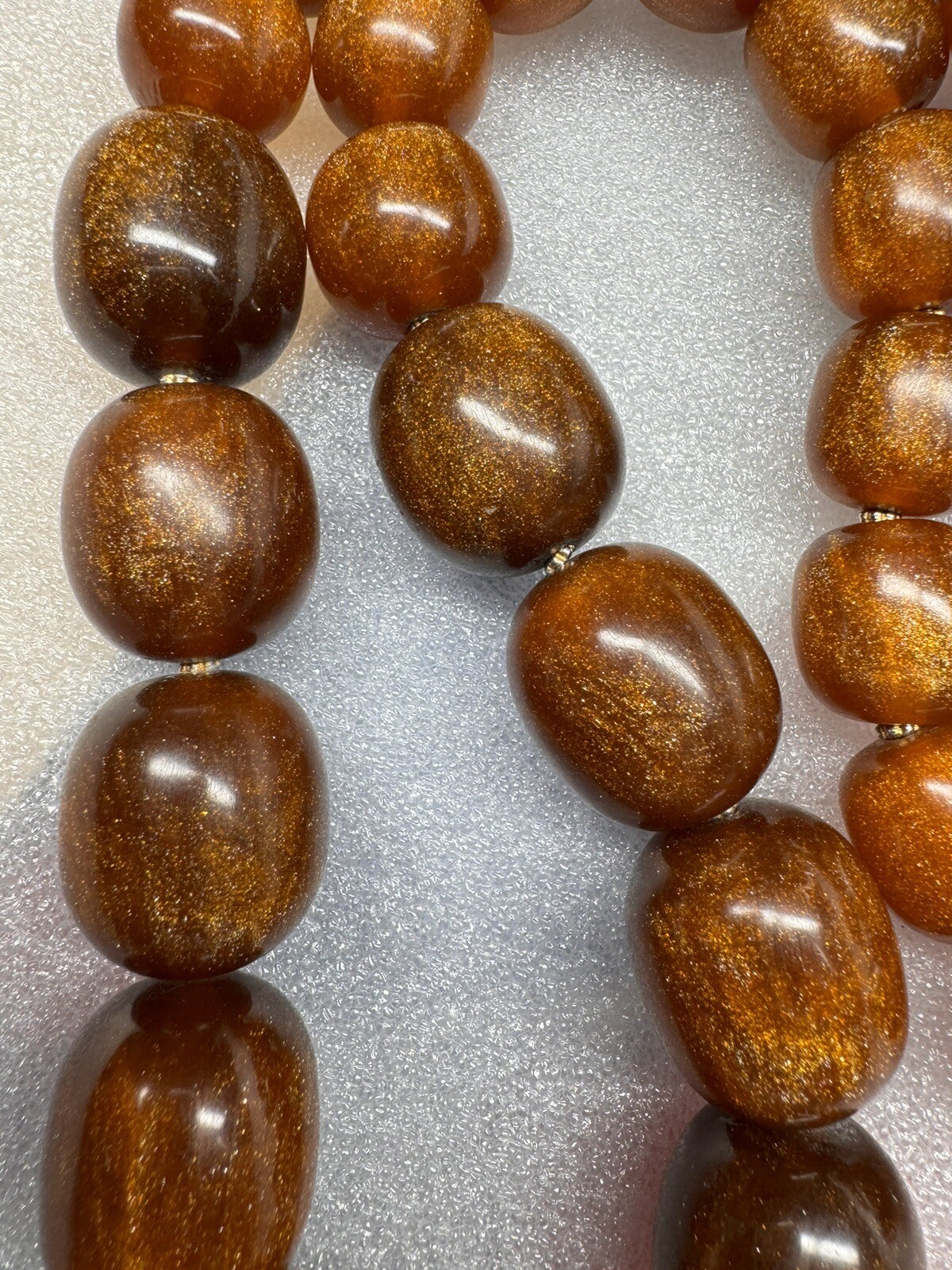 Rare Vintage Heavy Sparkling Coffee Brown Beaded Lucite Plastic Necklace G2U