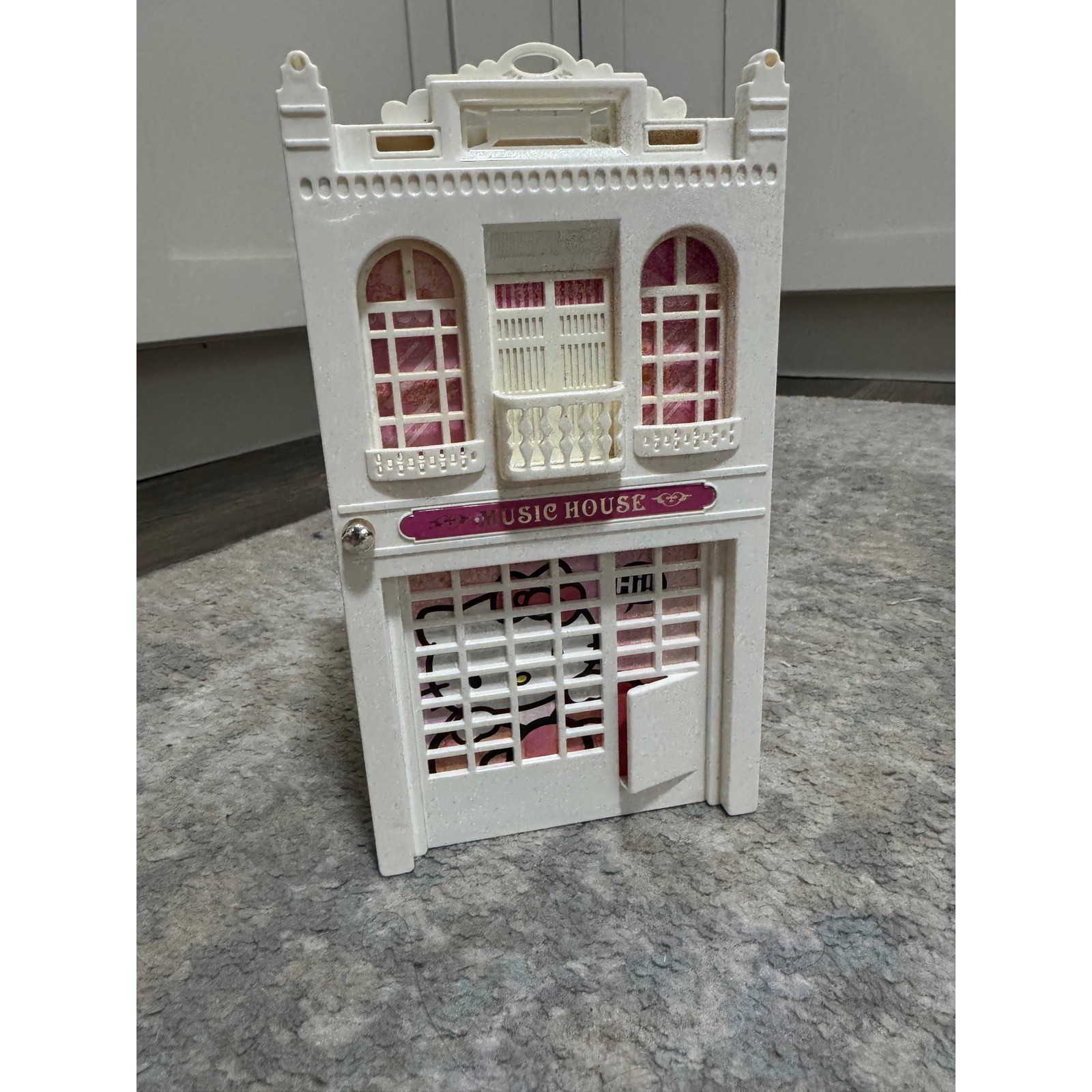 VTG Sanrio Hello Kitty Music House Light Up Musical Jewelry Box Kawaii Pink