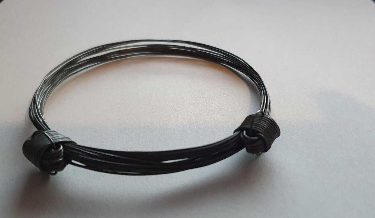 2knots Rustic wire elephant hair bracelet