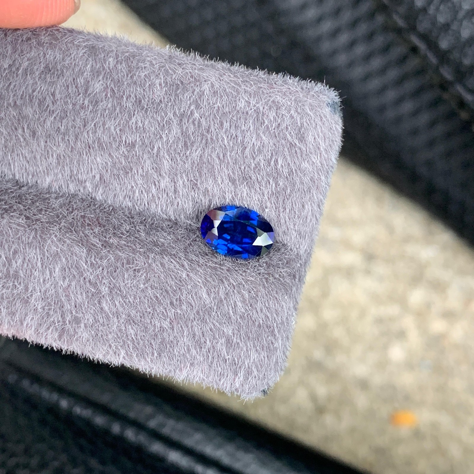 Beautiful Royal Blue 1.20 CTs Natural Sapphire Gemstone.