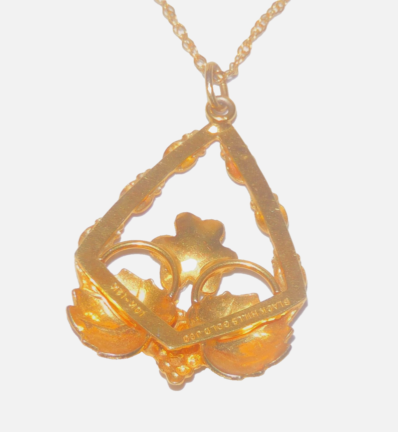 Black Hills Gold 10k Large Flower Leaves Pendant Necklace