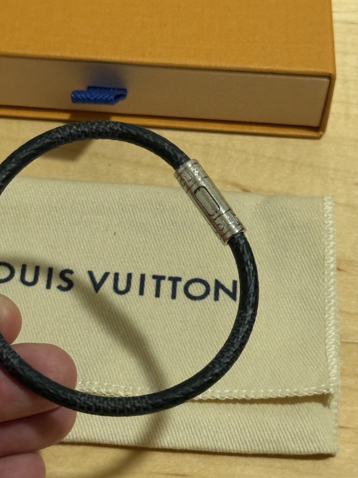 Louis Vuitton Keep It Bracelet Damier Graphite 21 cm Very Good Condition