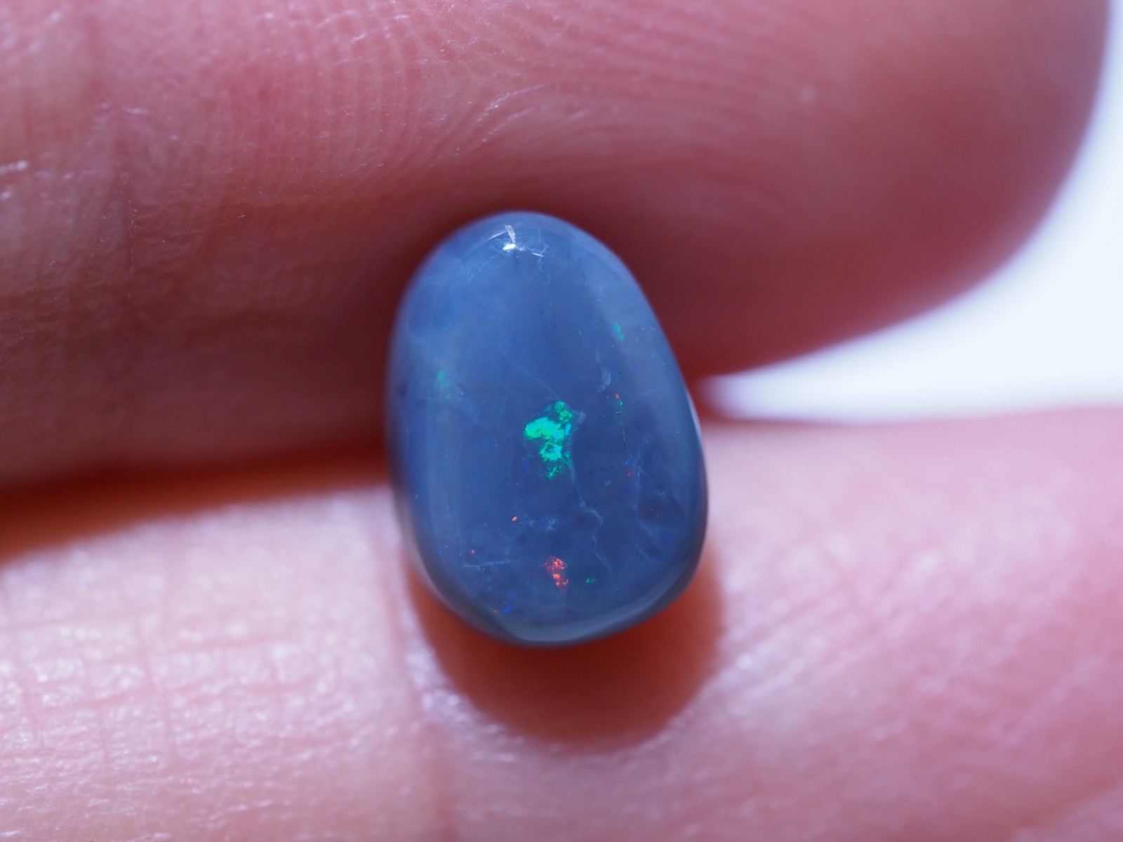 1.6ct Dark Opal from Lightning Ridge | Natural Australian Opal Gem