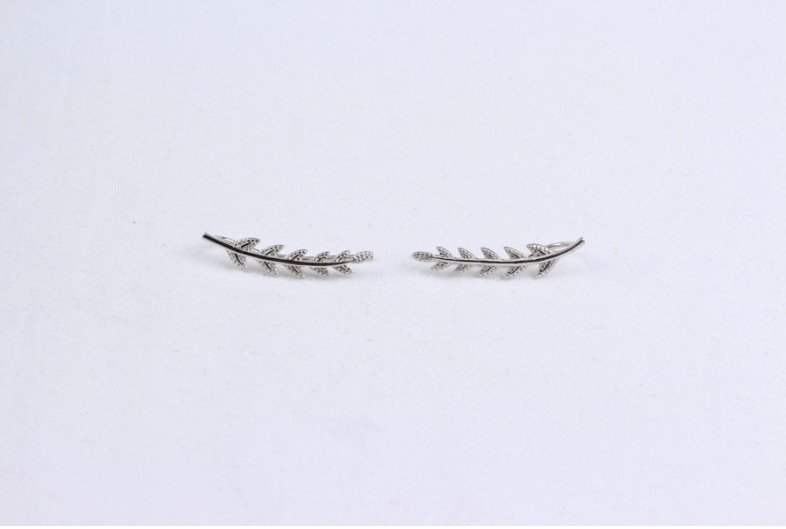18K Gold 925 Sterling Silver Crawler Ear Climber Leaf Cuff Ear Stud Earrings B21