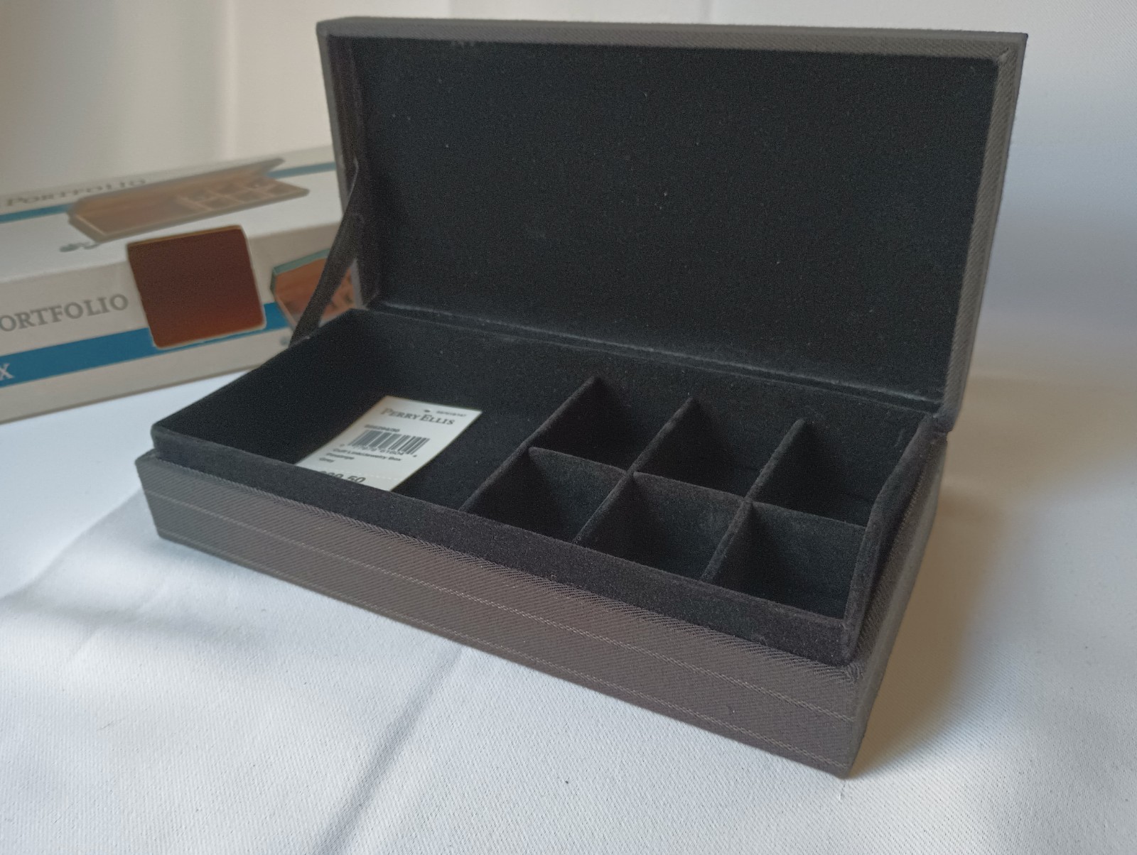 Perry Ellis Portfolio NEW Jewelry Ring Cufflink Felt Lined Storage Box Pinstripe