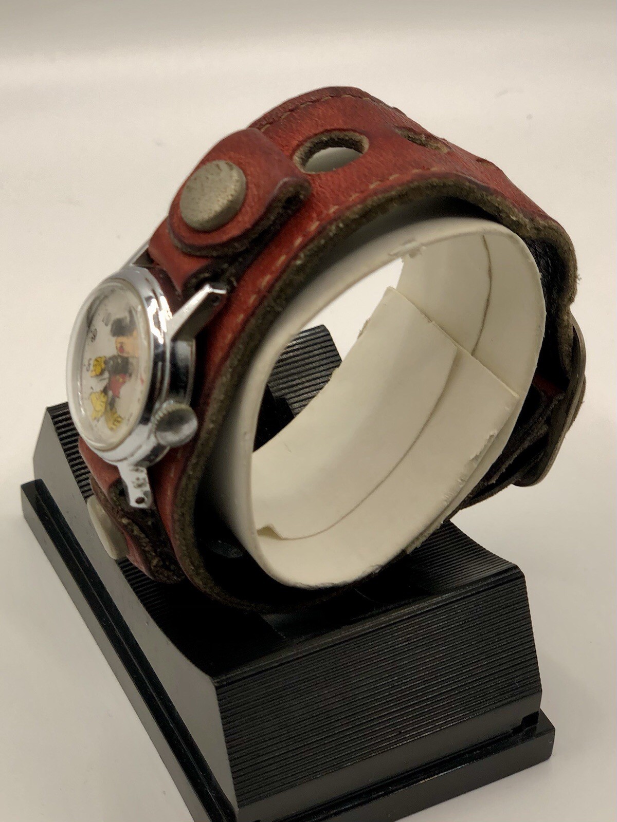 Vintage 1971 Ingersoll Mickey Mouse Mechanical Watch~24mm, Original Band~Runs ✅