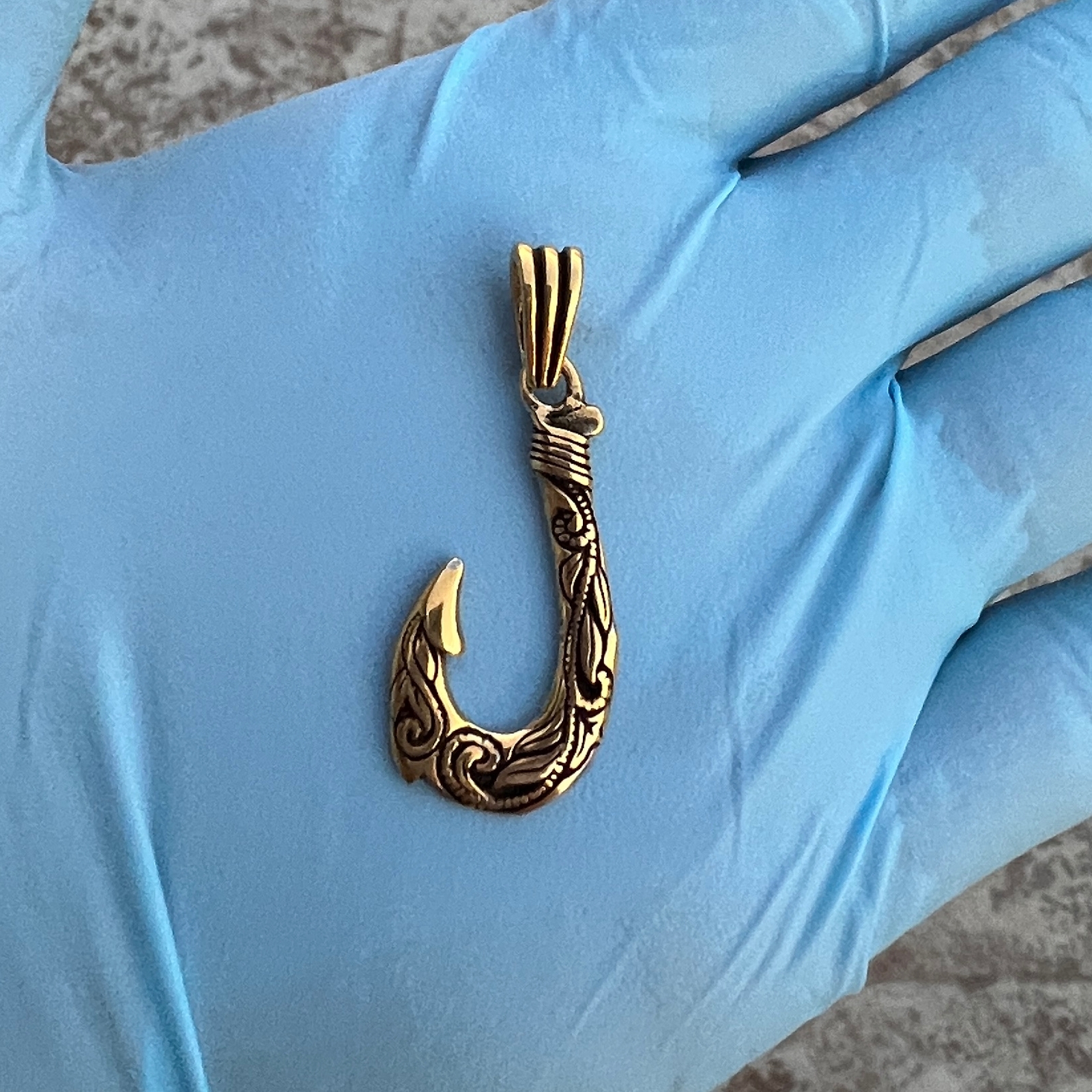 925 Sterling Silver Gold Plated Hawaiian Fishing Fish Hook Tribal Makau Pendant