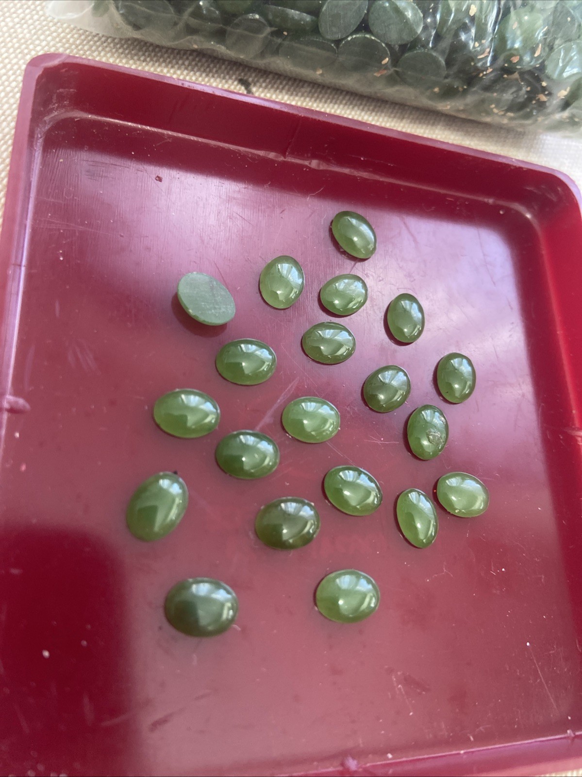 Genuine Green Jade Oval Shape Cabochon cut 8×6 MM New Old Stock Lot Of 20