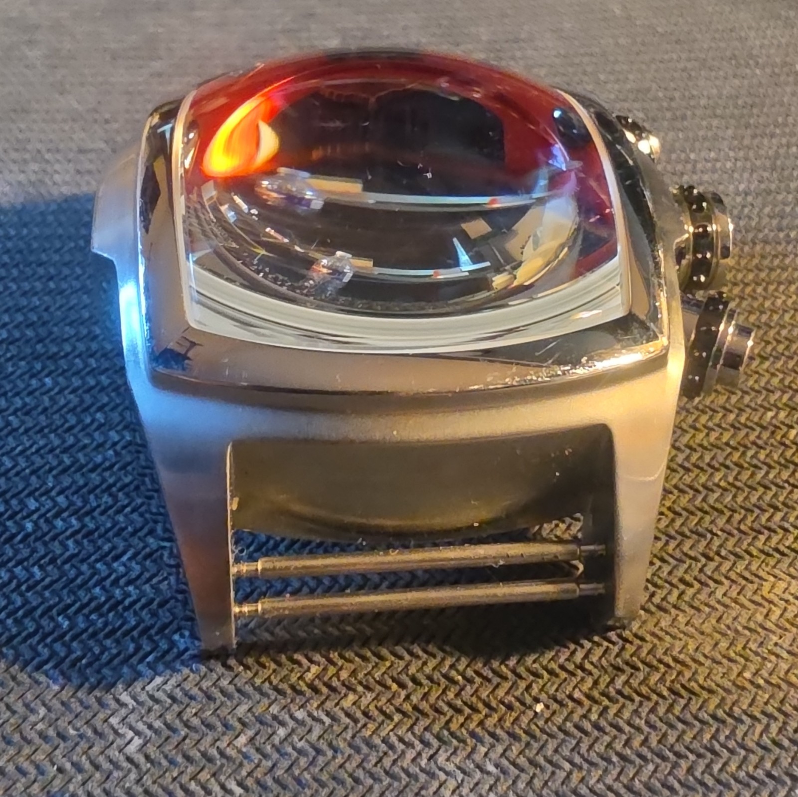 Invicta Lupah Chronograph Date Quartz 100m Red/Black Dial 50mm Steel Silver