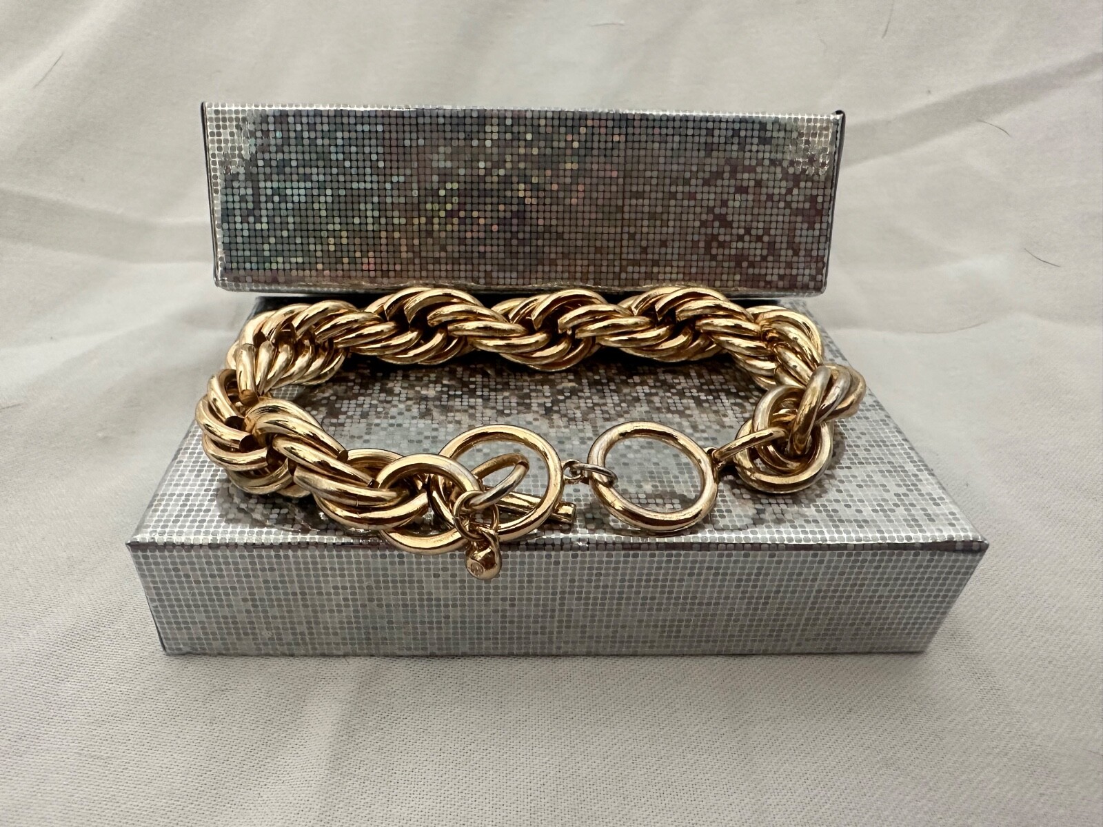 Open Edit Jumbo Rope Chain Toggle Bracelet in Gold