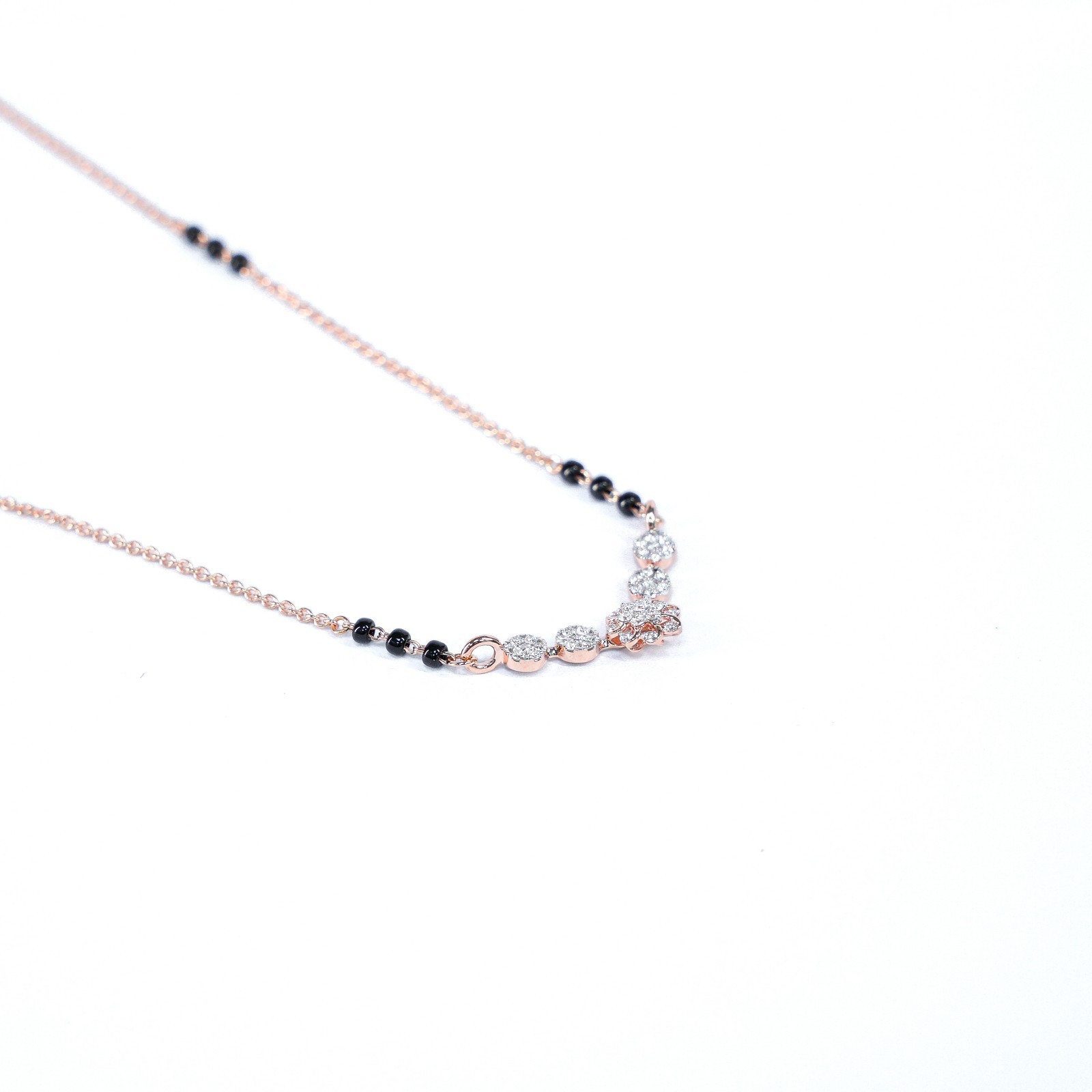 18 KARAT MANGALSUTRA NECKLACE | NATURAL DIAMOND IGI CERTIFIED | WOMAN