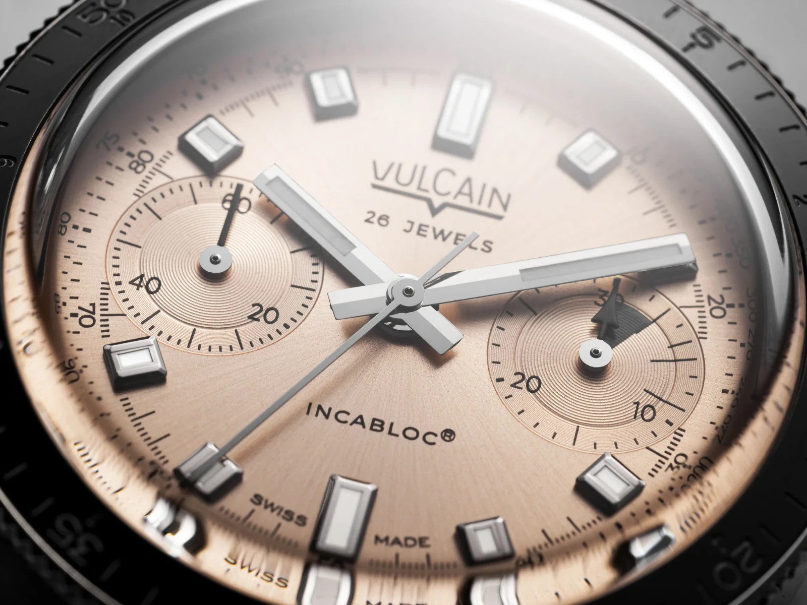 Vulcain Skindiver Chronograph Salmon Dial 39.7mm Automatic Authorized Dealer