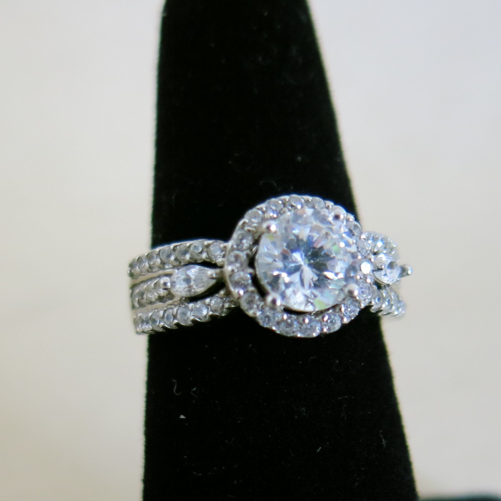 Sterling Silver FAS Ring White CZ’s Cocktail Size 6 3.7g [3619]