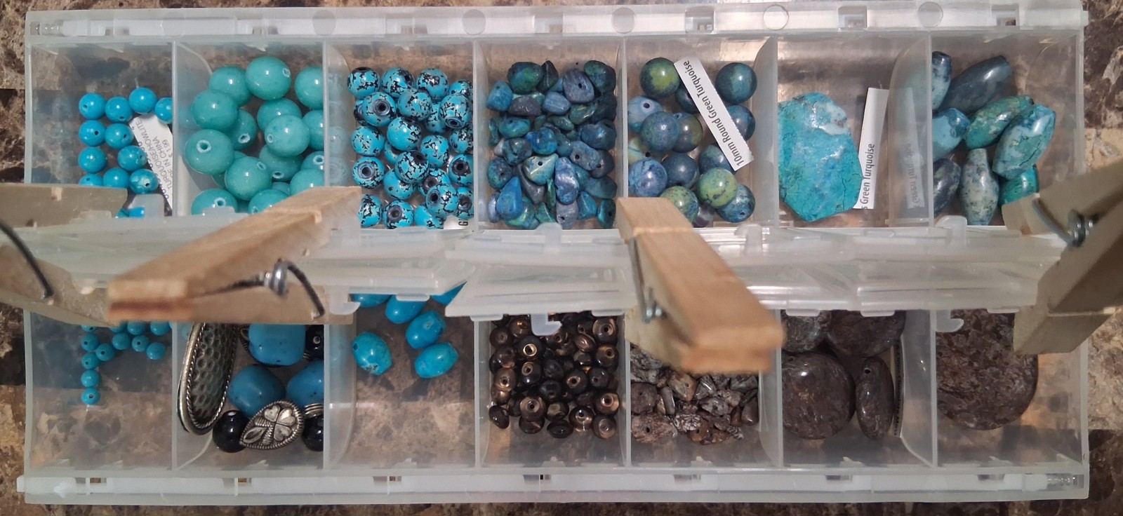 Turquoise/Howlite Stone Bead Lot Blue/Green/brown Polished. Western Style & Case