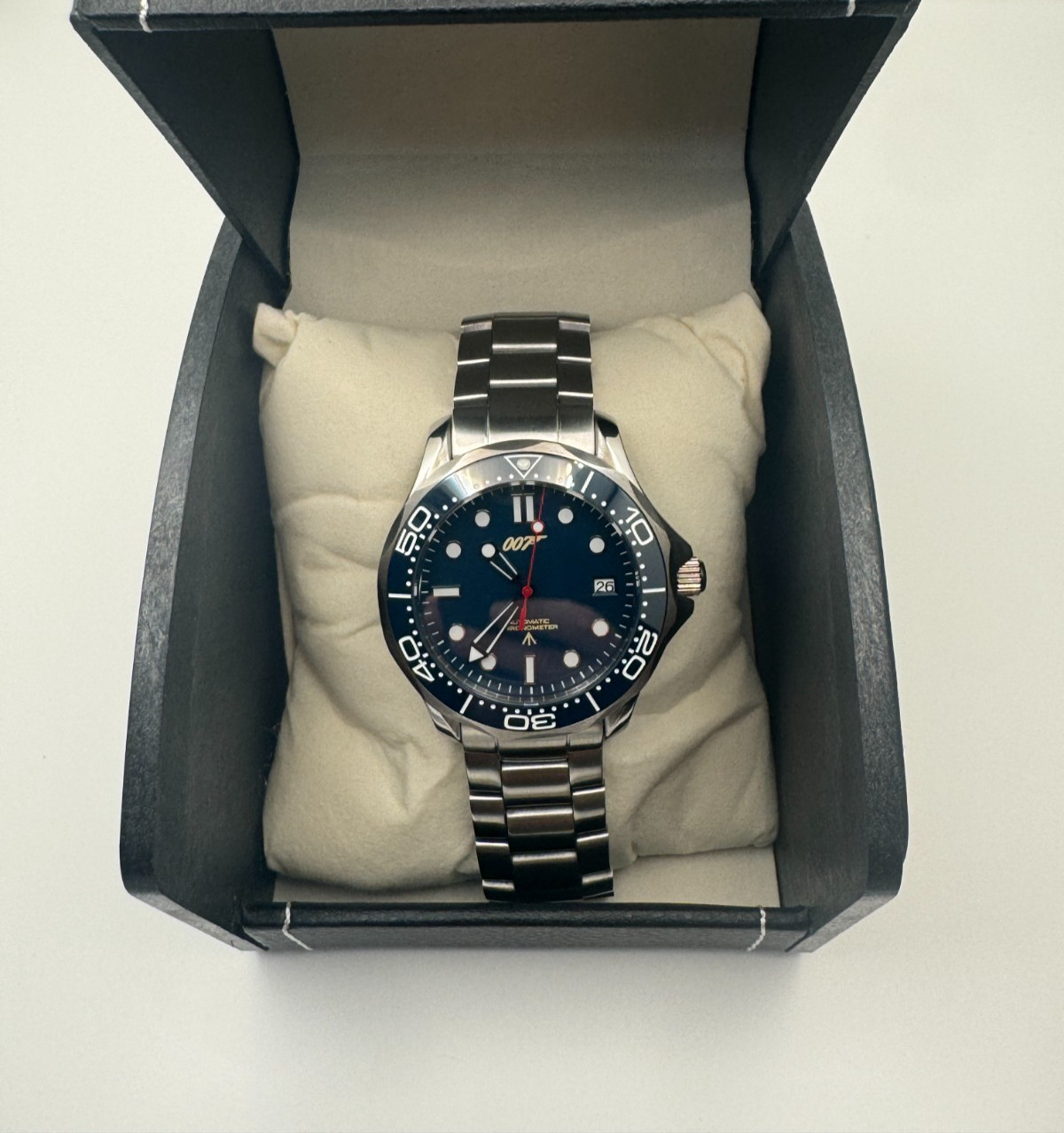 James Bond 007 “Casino Royale” NH35 Auto Watch Blue Dial Diver 100m 41mm
