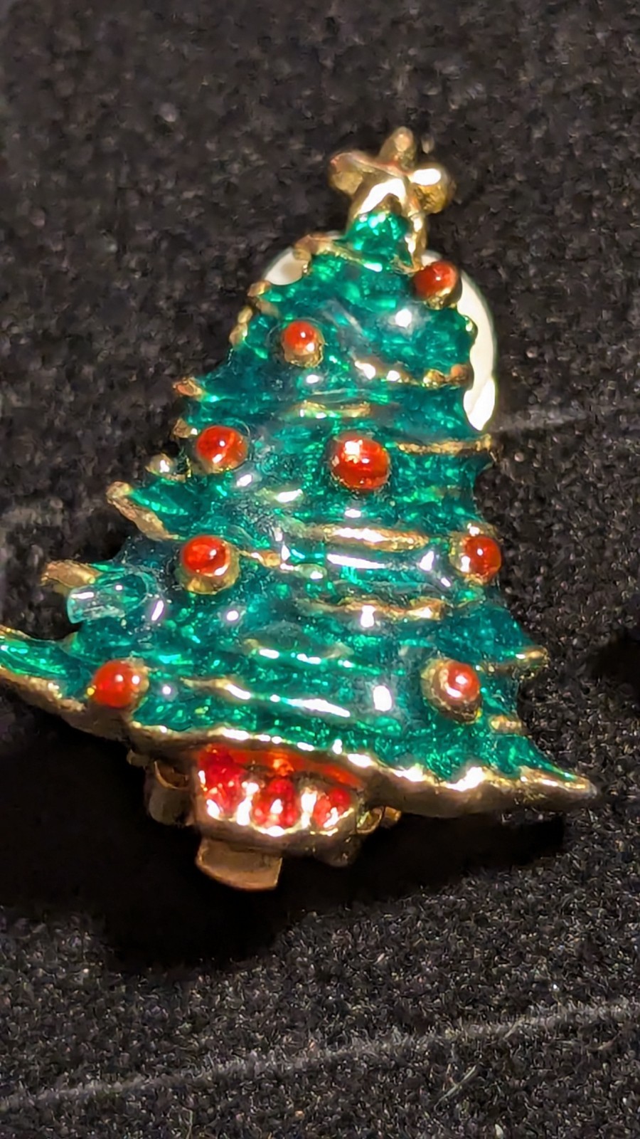 Christmas Tree Earrings Clip On Holiday Winter Gold Tone multicolor ornaments