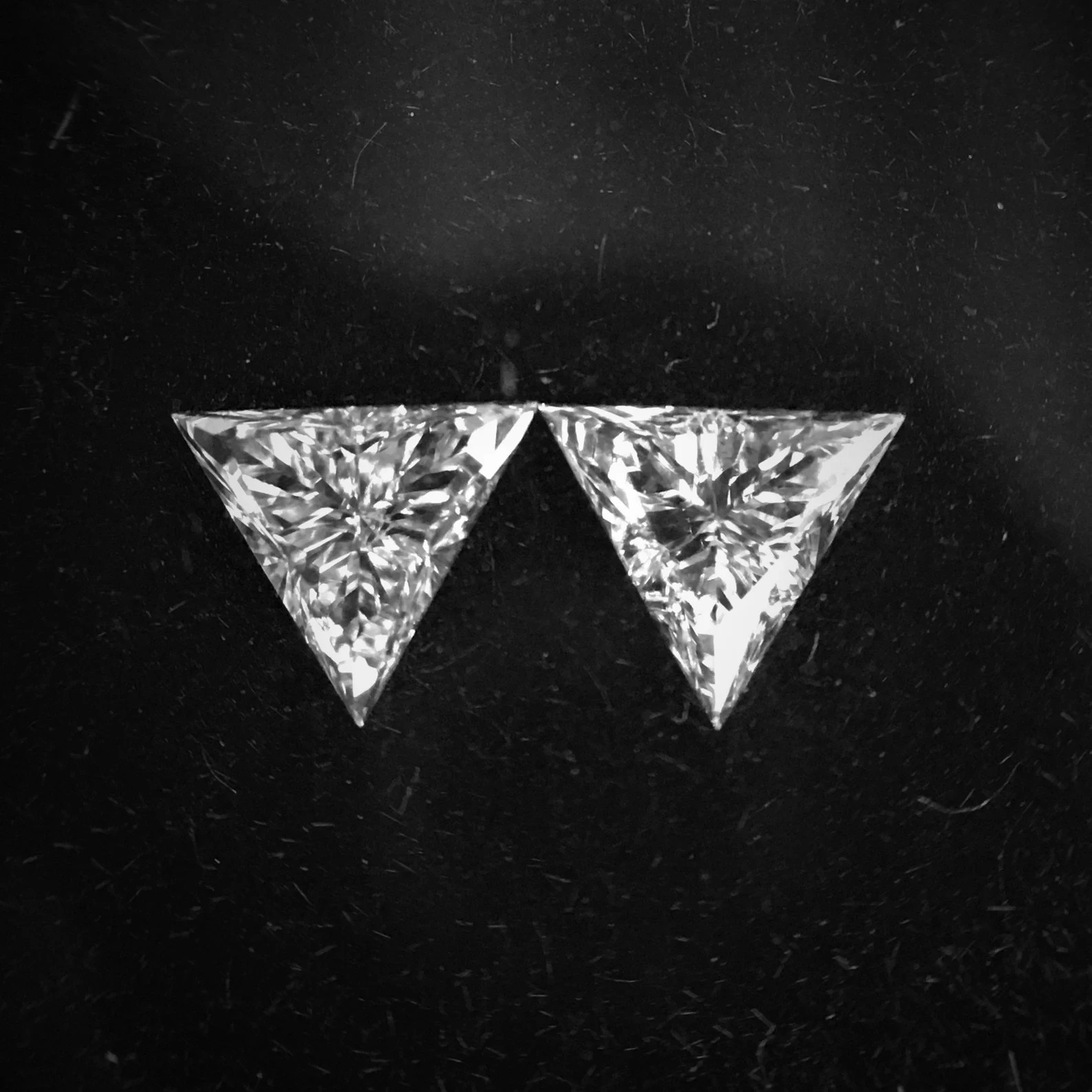 1.30 CT Natural White Diamond Triangle Cut VVS1 D Grade IDGL Certified F2