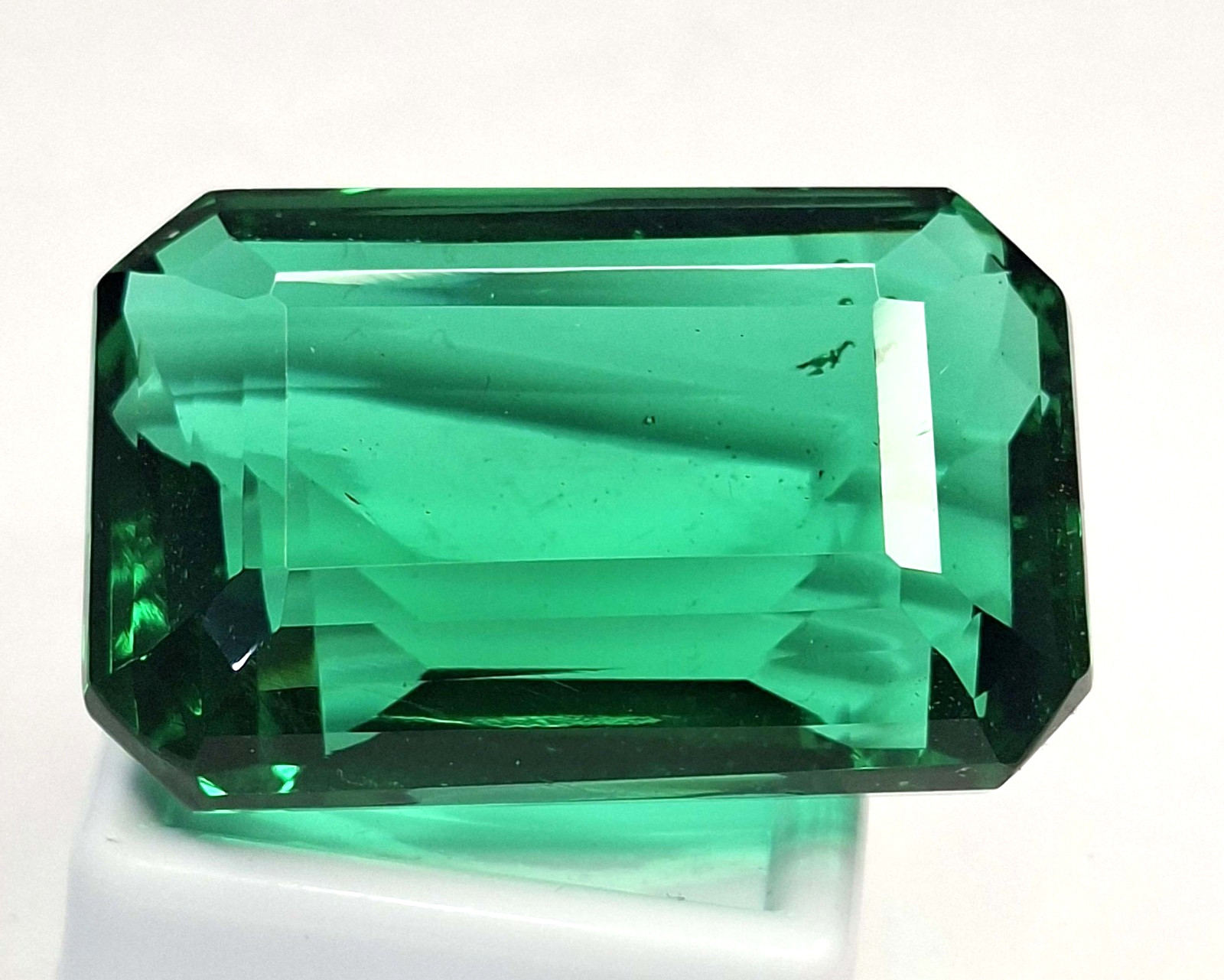 Emerald Green 126-128 Ct Emerald Cut Lab-Created Loose Certified Gemstone RK1115