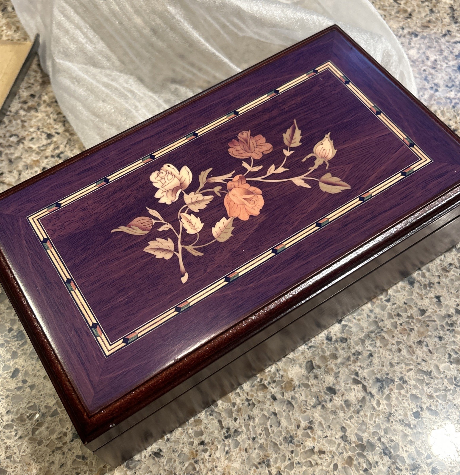 Mahogany Finish Wooden Jewelry Box NEW Table Top Hinged Lid