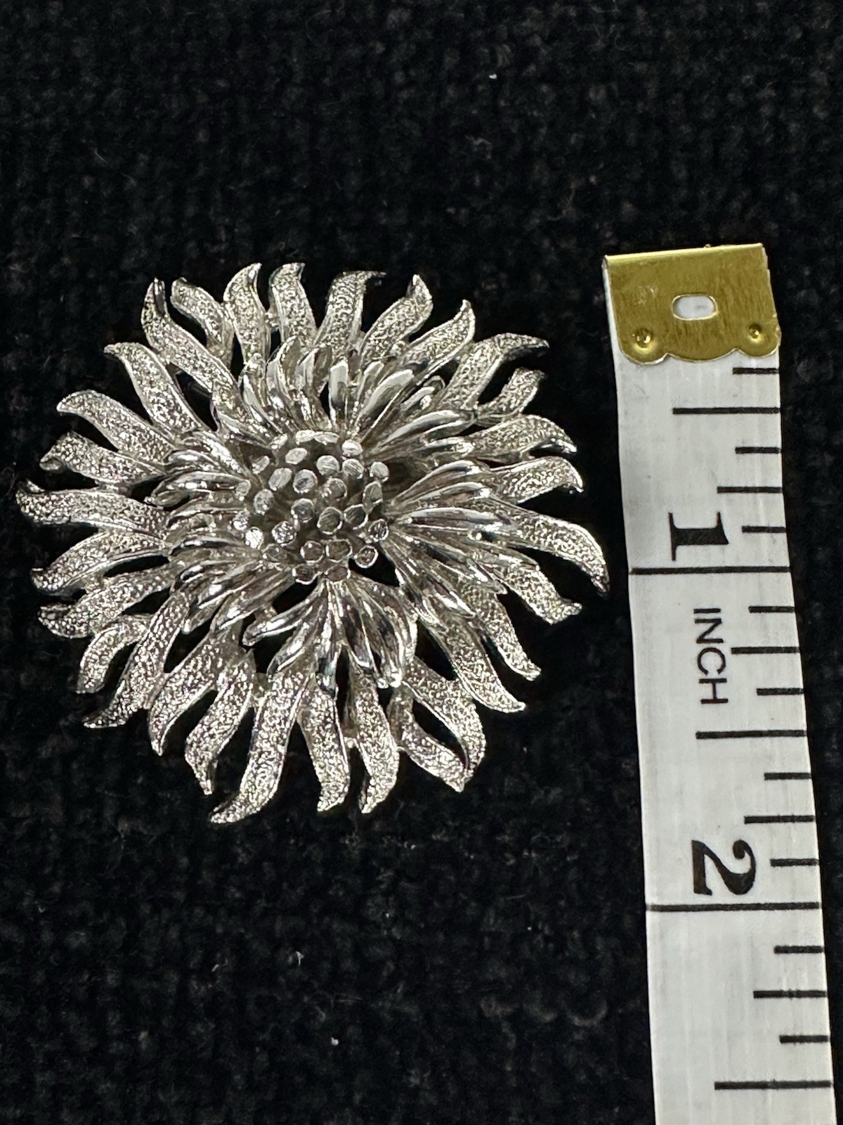 Vintage Coro Signed Silver Tone Metal Flower Brooch Pin Flowers & Plants Theme