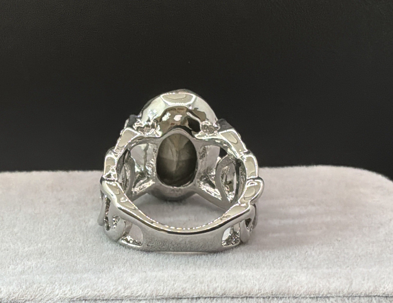 LONDON BLUE TOPAZ RING – 20X14mm Or 18.0ctw – White Accents – .925 SS !!!