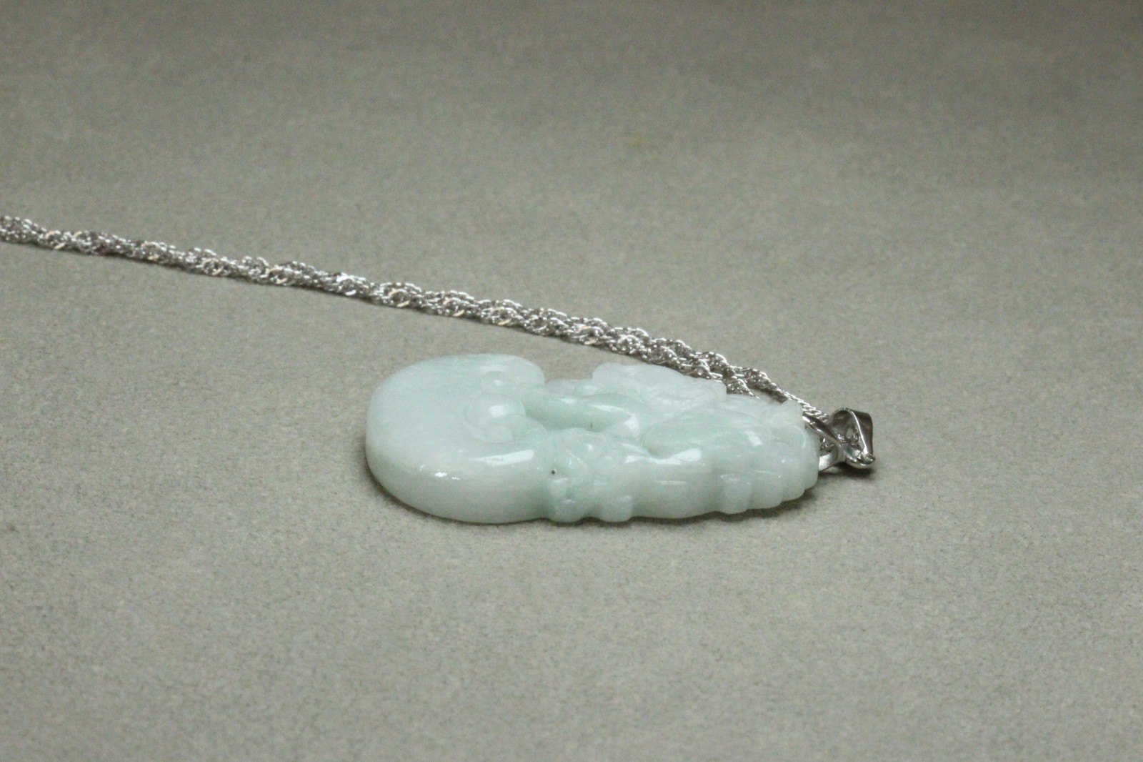 Natural White green A Jadeite jade Hand-Carved Cow (Chinese Zodiac) Pendant