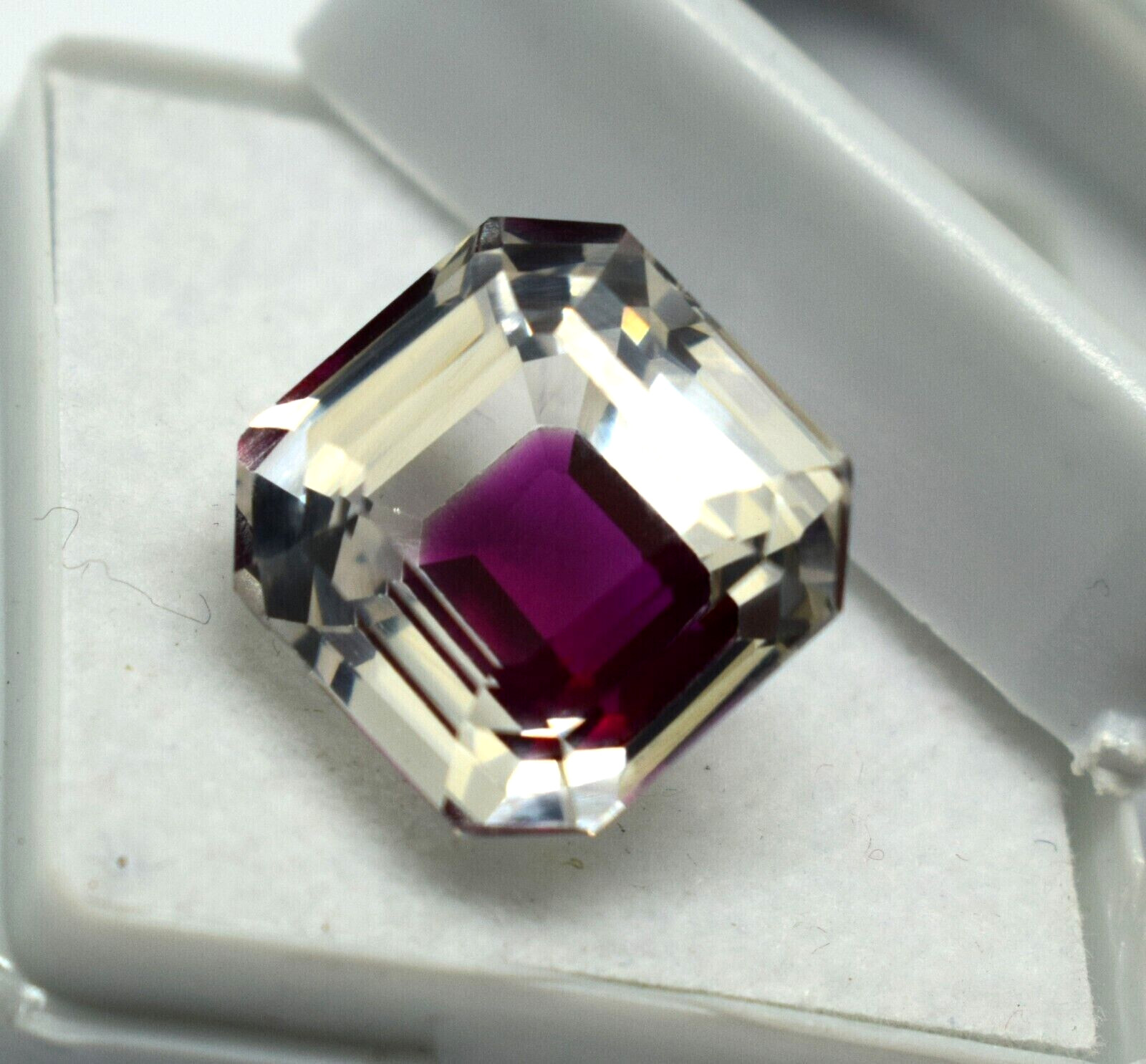 Natural Bi-Color Pitambari Sapphire Radiant 6.15 Ct Loose Gemstone GIE Certified
