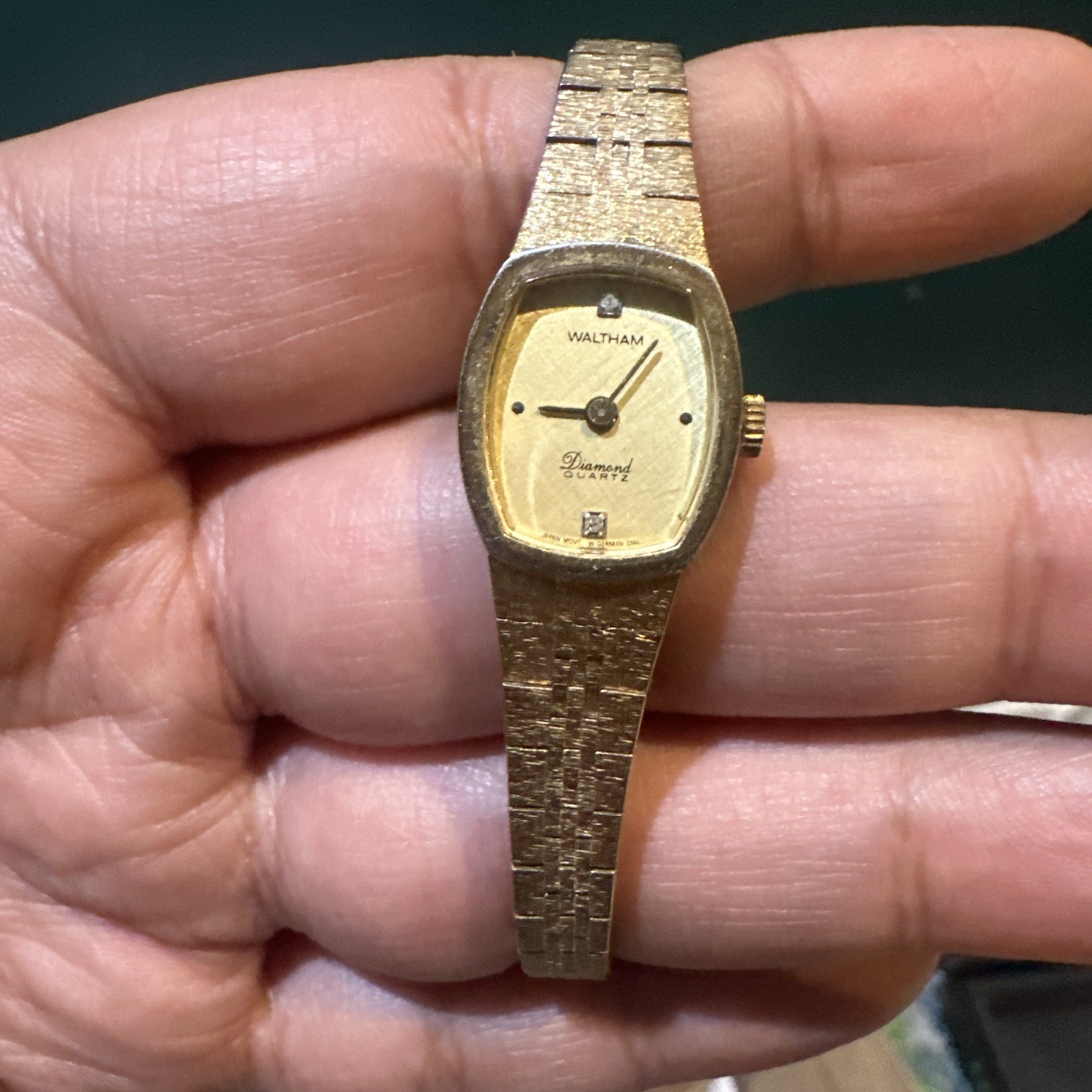 Works Vintage Waltham Diamond Quartz Ladies Watch Gold tone 16mm Fit 6.25” Runs
