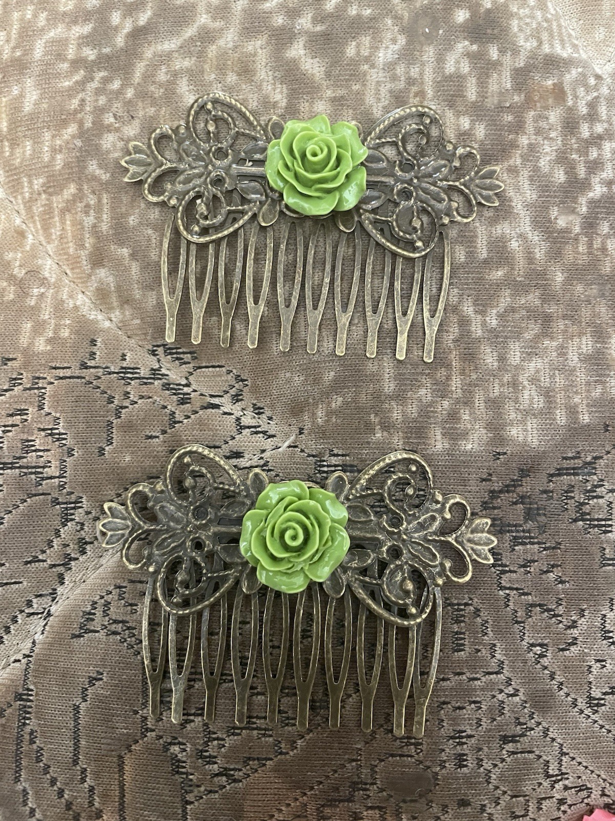 (2) Retro Celadon Green Rose flower Bronze Victorian Filigree Hair Comb Combs