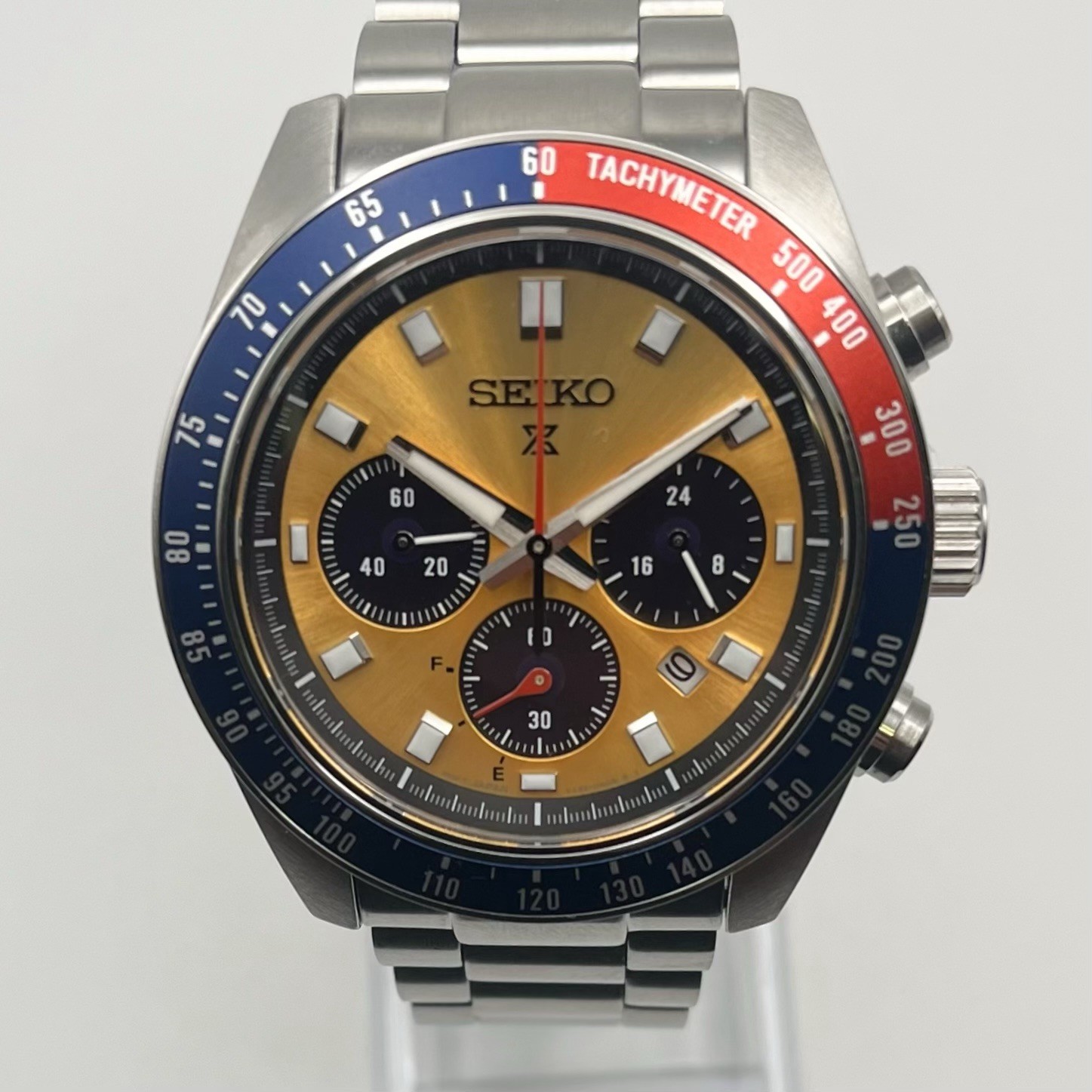 Seiko X Prospex Speedtimer SSC947 Pogue Yellow Chronograph Red Blue Date 42mm