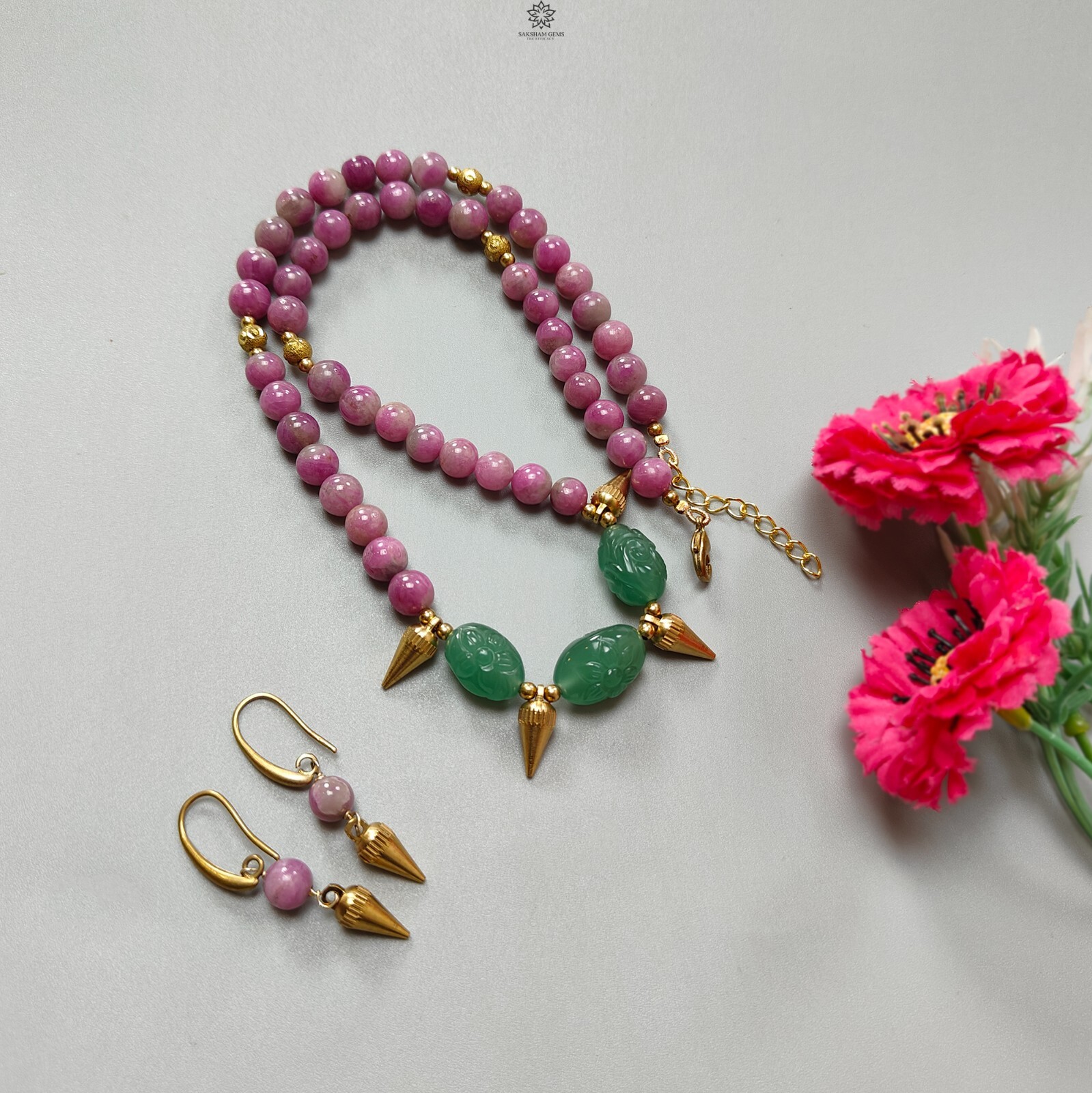285.90ct Ruby Zoisite, Jade Round Plain Brass Necklace Earring Jewelry Set 18.5″