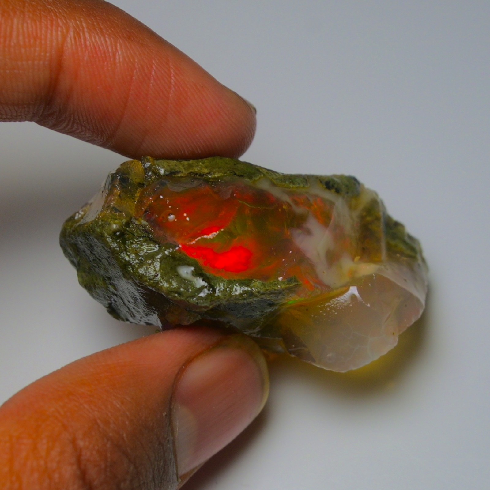 Ethiopian Oil Opal Specimen 100.00 cts Natural Rough Gemstone – Fire Opal Roug