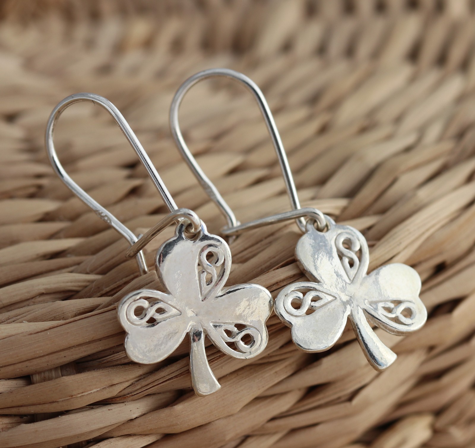 Solid 925 Sterling Silver Irish Shamrock 3-Leaf Clover Dangle Earrings Gift Box