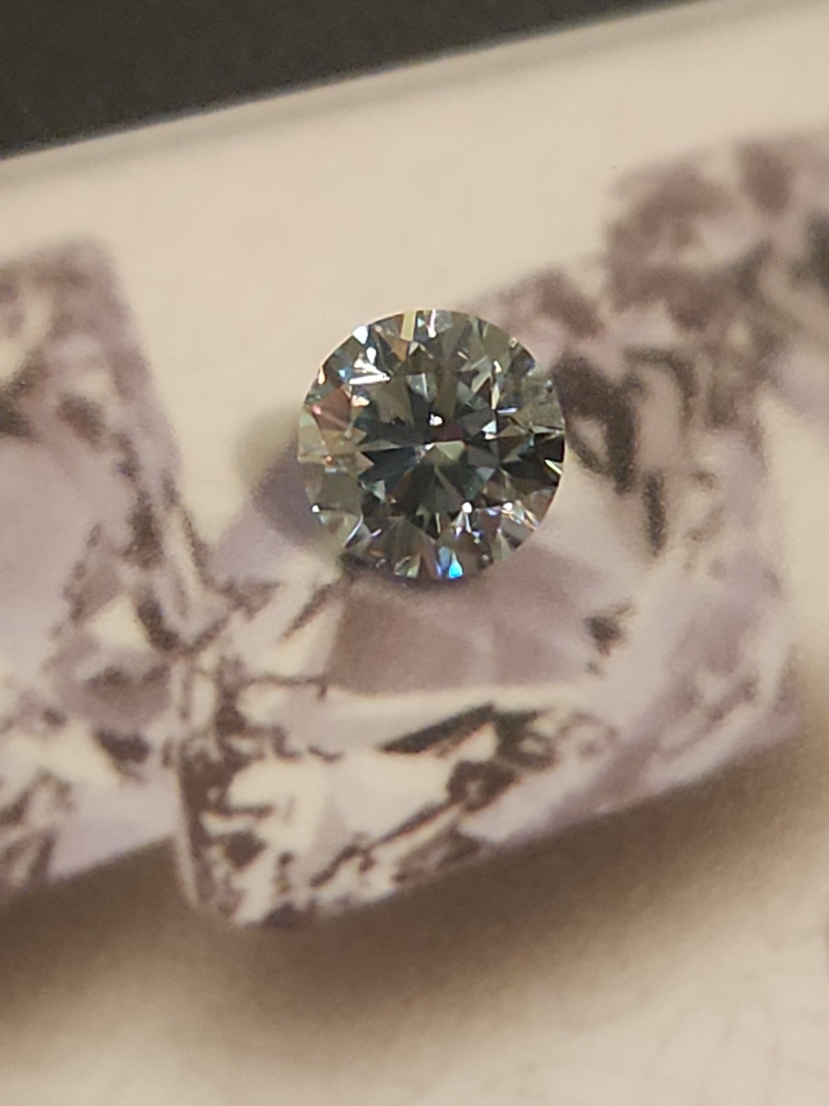 1.0CT GRA CERTIFIED TIFFANY BLUE BRILLIANT ROUND MOISSANITE !!!