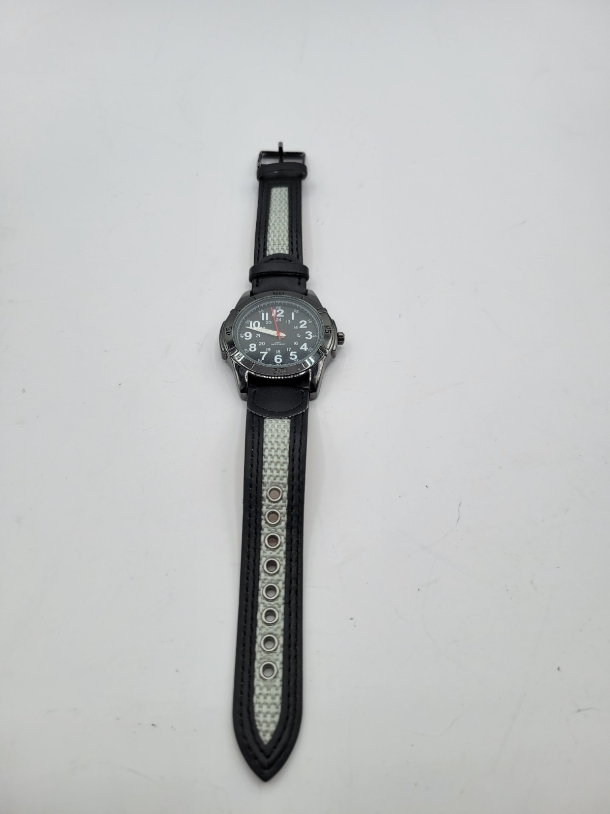 George Watch Men Silver Tone Black Easy To Read Dial Vegan Leather FMDOGE014