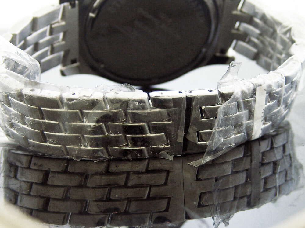 king Master Japan movt quartz Round 100 Diamonds 50 MM stainless steel Watch