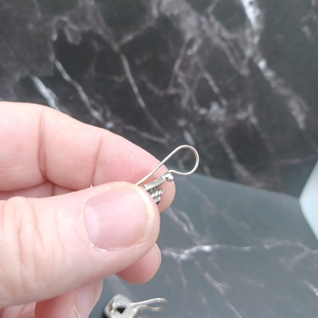 Faceted Garnet Square 925 Sterling Silver Wire Back Earrings 9.07 Grams Preowned
