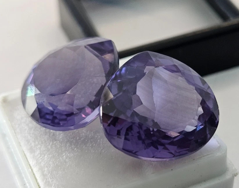 Colour Changing 38+ Ct Alexandrite Pear Cut Natural Pair Gemstone For Earrings