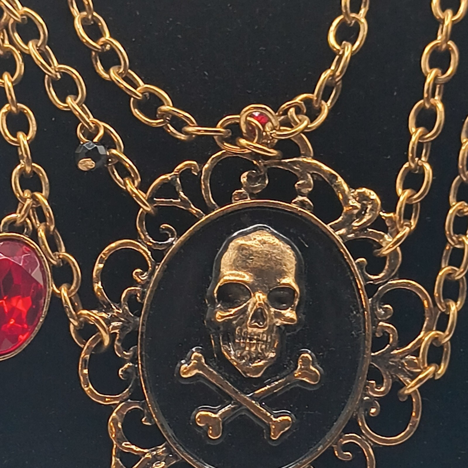 Gold Tone Cable Chain Layered Charm Necklace Nautical Pirate Red Oval Glass