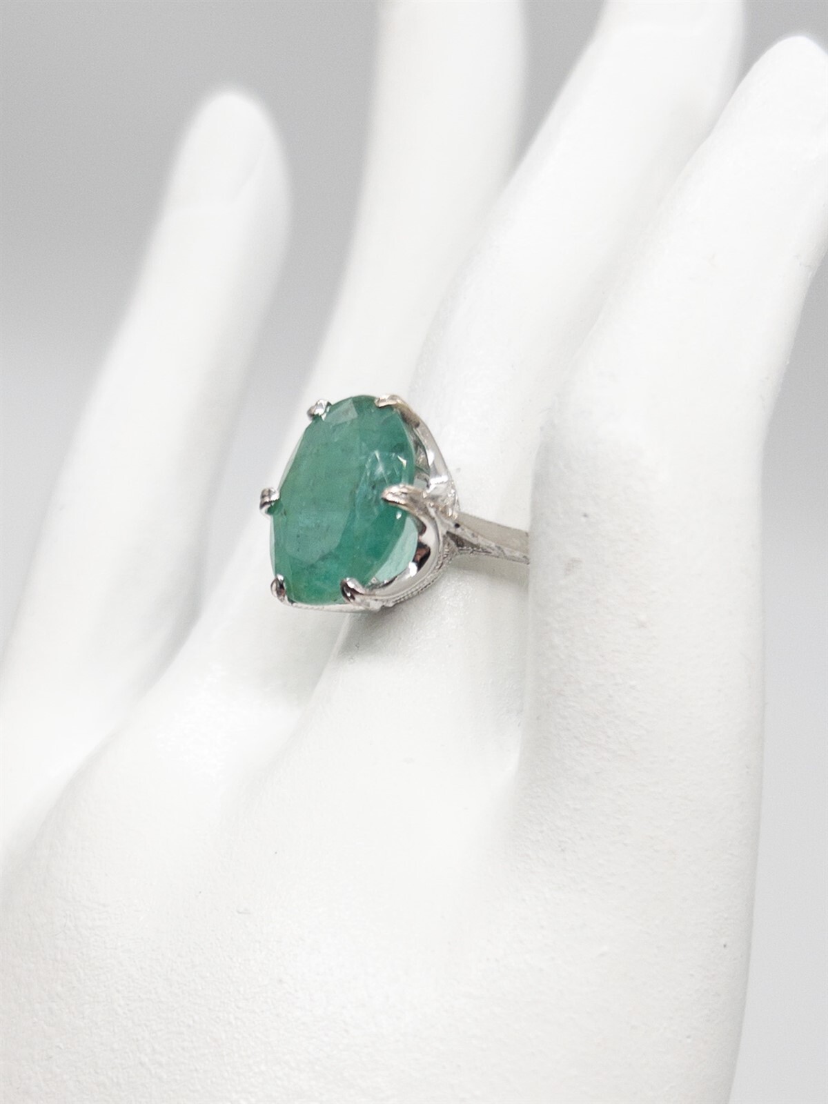 Designer $14,000 8ct Natural Emerald 18k White Gold Palladium Ring SIGNED