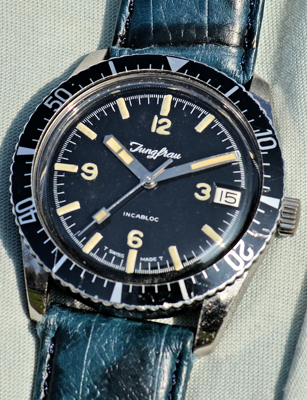 Orologio Jungfrau DIVER SUB 600 feet anni ’70 con ghiera girevole revisionato