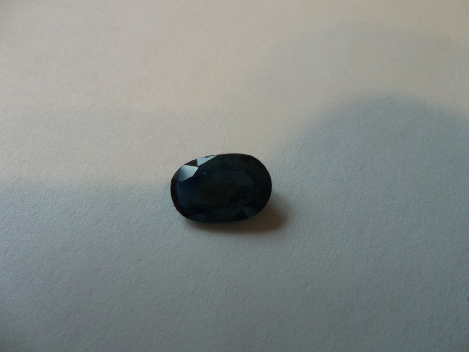 SAPPHIRE OVAL NATURAL 2 CARAT STONE