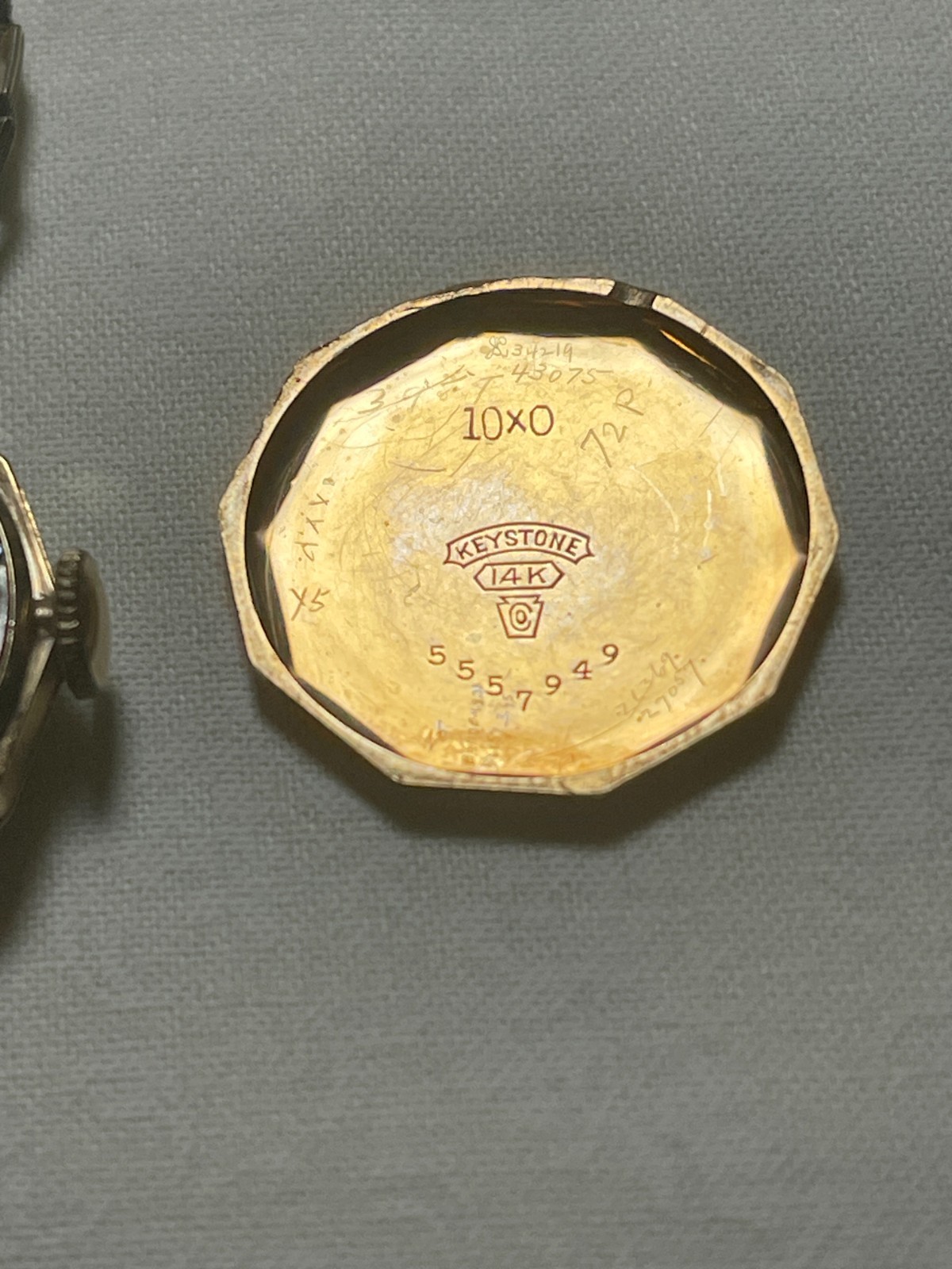 Antique Lady Elgin 15J 14K Solid Gold Wristwatch Non Running Parts Repair