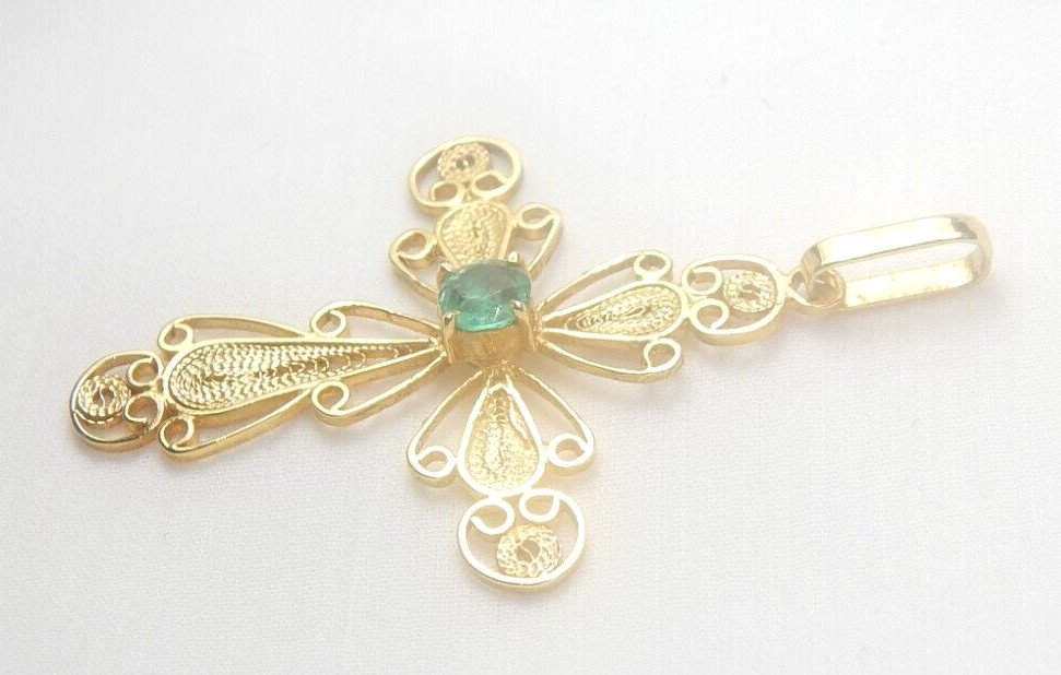 Colombian Round Emerald Pendant 0.40 Cts Sterling Silver Gold Plated Filigree