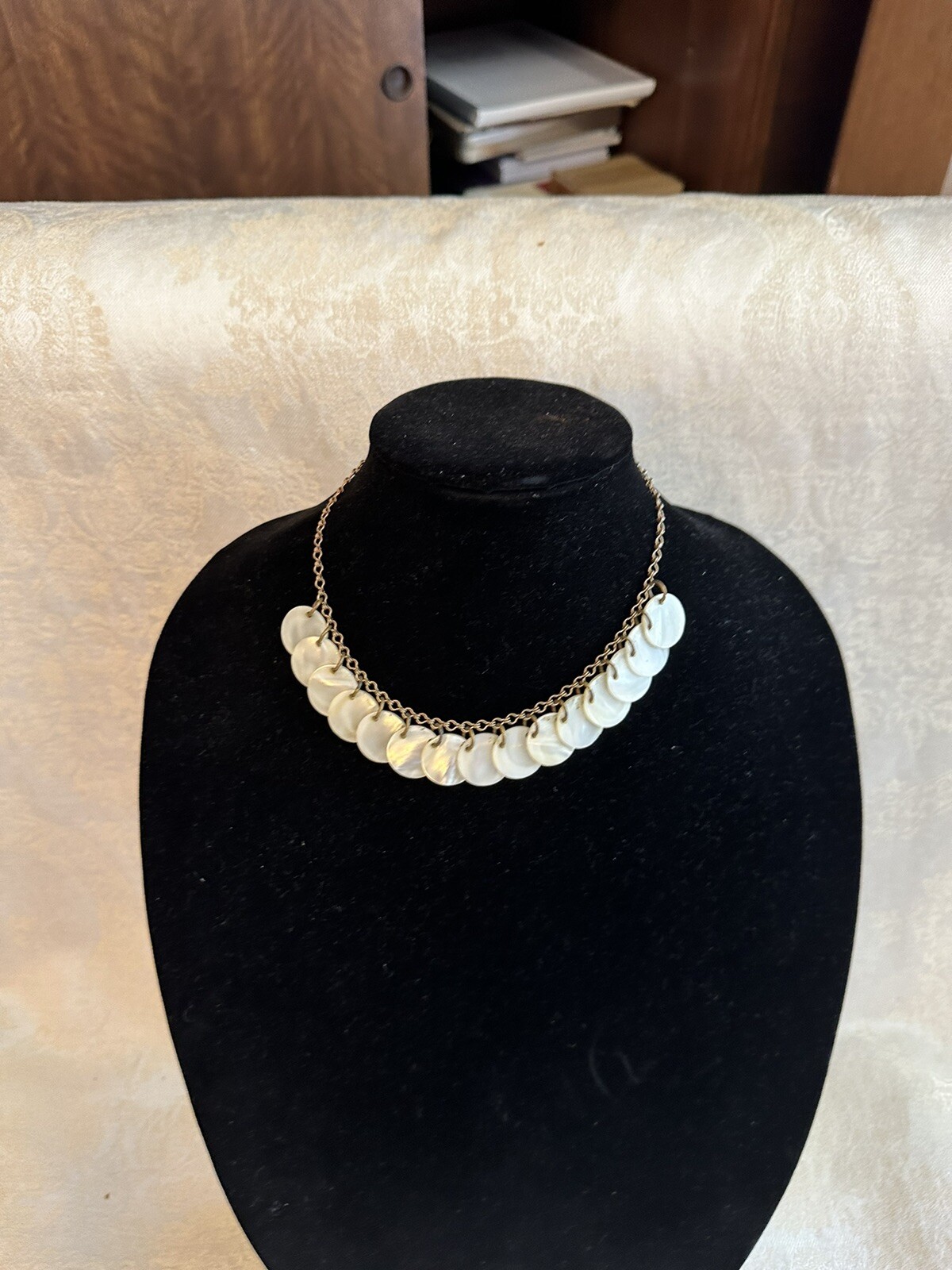 Vintage Mother of Pearl MOP Disc Button Choker Necklace – Circa 1940s Artisan