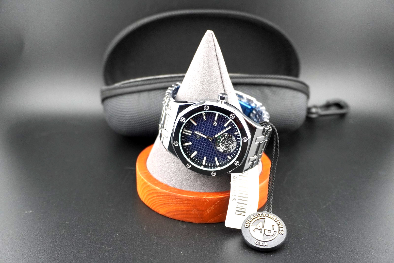 Watch AJ USA(NEW) In Carrying Case – Black Dial. QUALITY WATCH Stainless Steel.